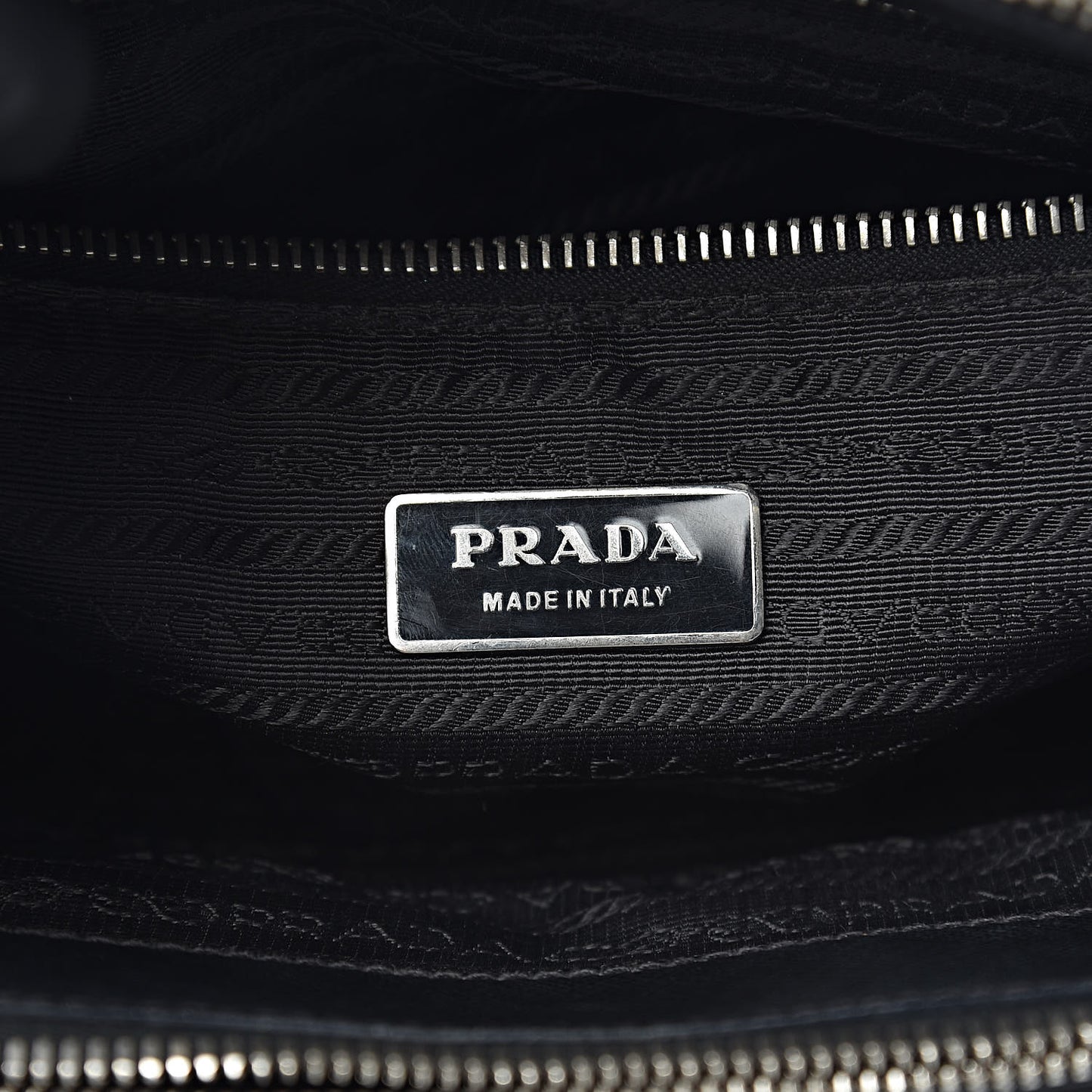 Saffiano Small Galleria Double Zip Tote Black