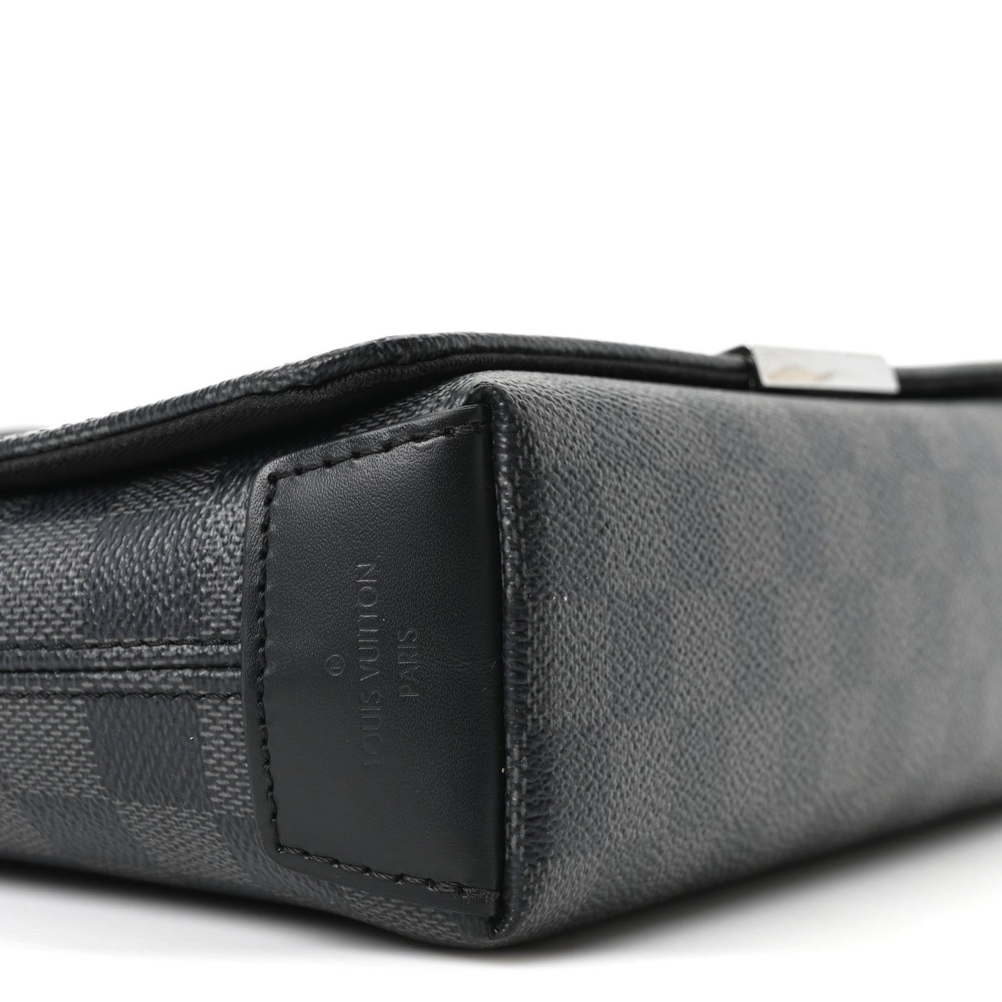 Damier Graphite District PM