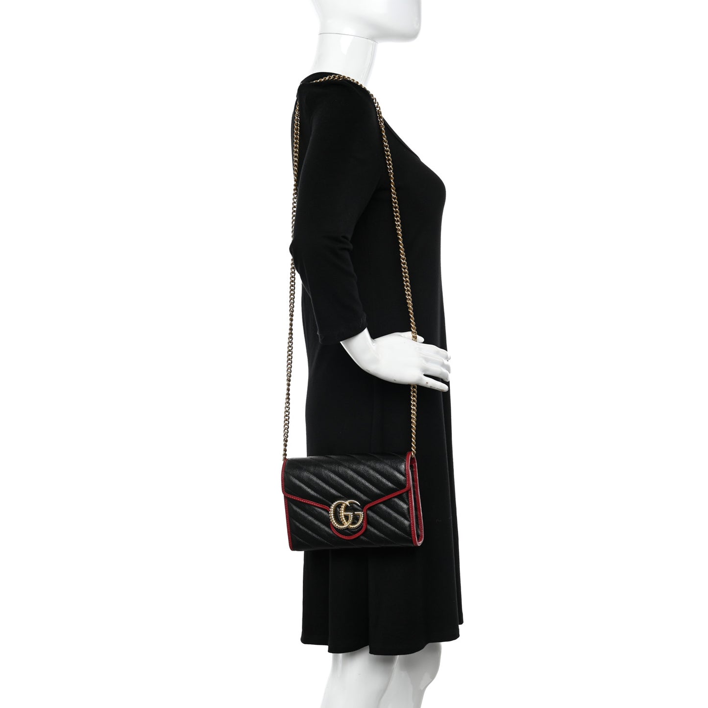 Vintage Effect Calfskin Matelasse Diagonal Torchon GG Marmont Chain Wallet Black Romantic Cherry