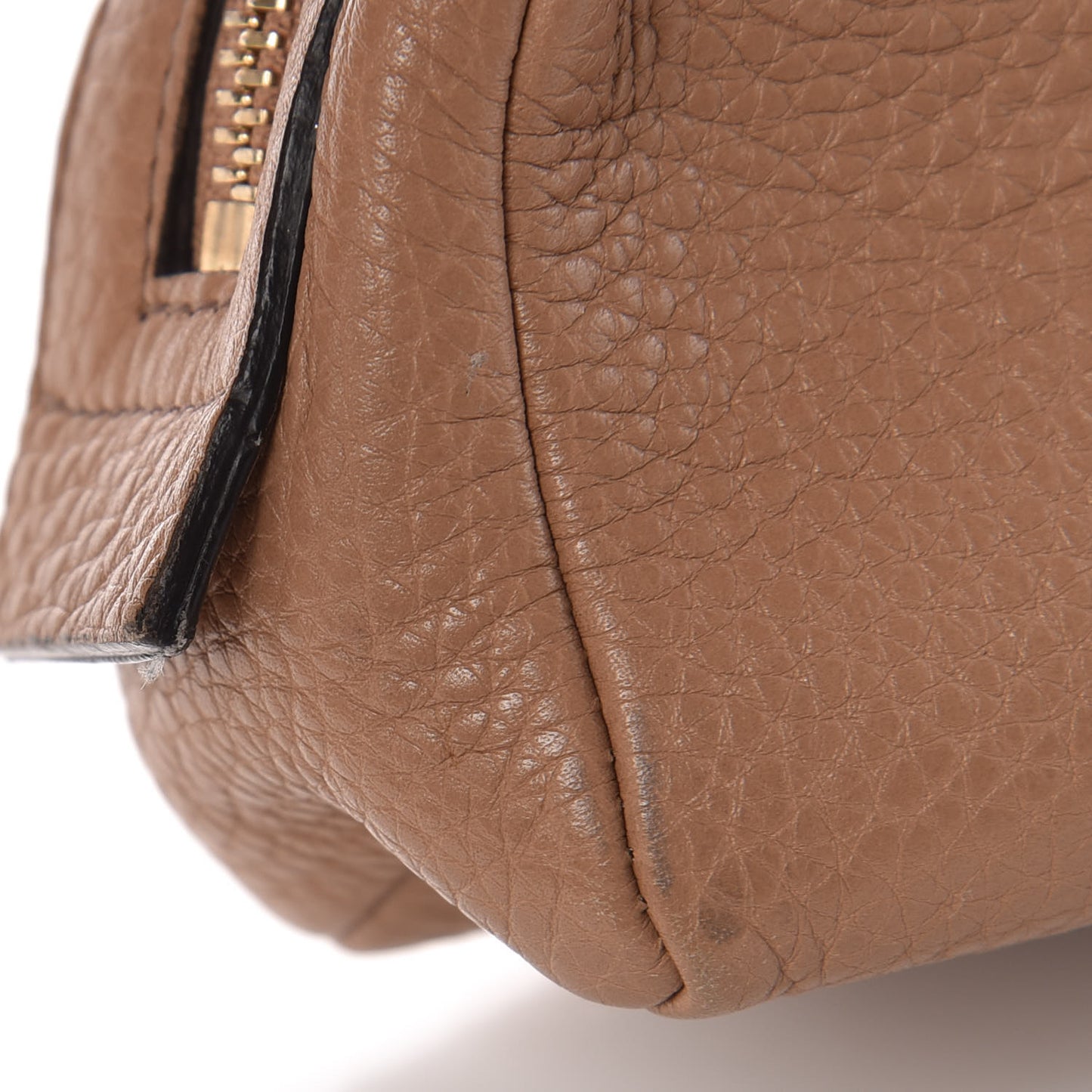 Pebbled Calfskin Soho Small Cosmetic Case Camelia