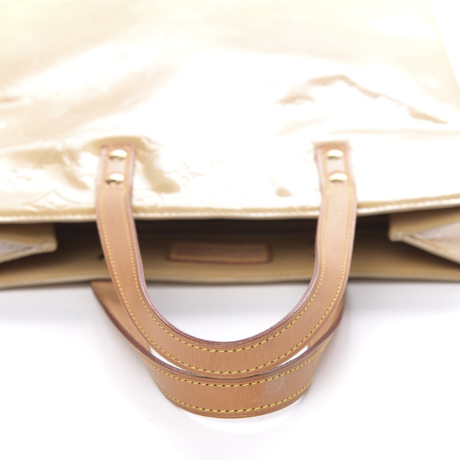 Louis Vuitton Vernis Reade MM Beige 8 of 13