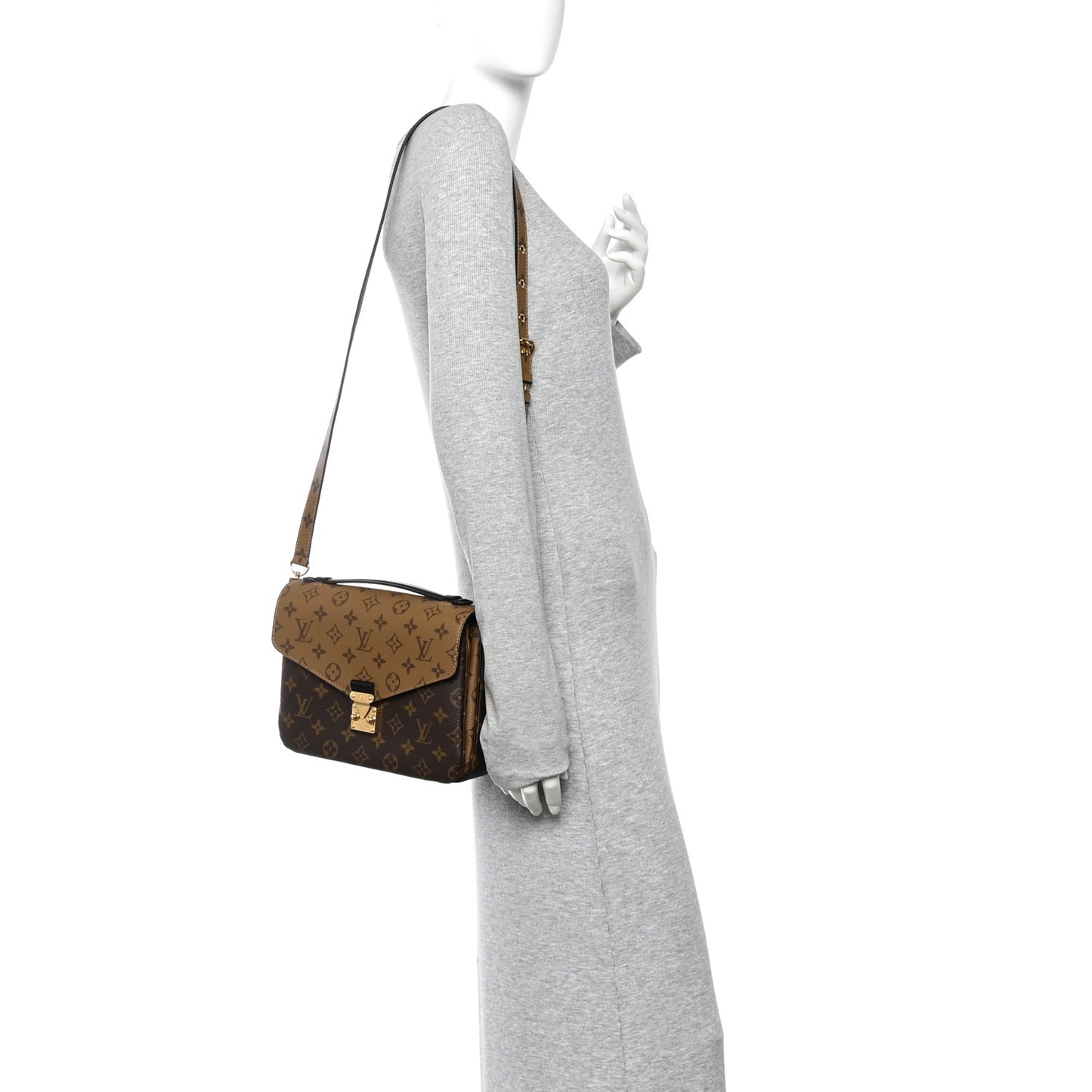 Reverse Monogram Pochette Metis