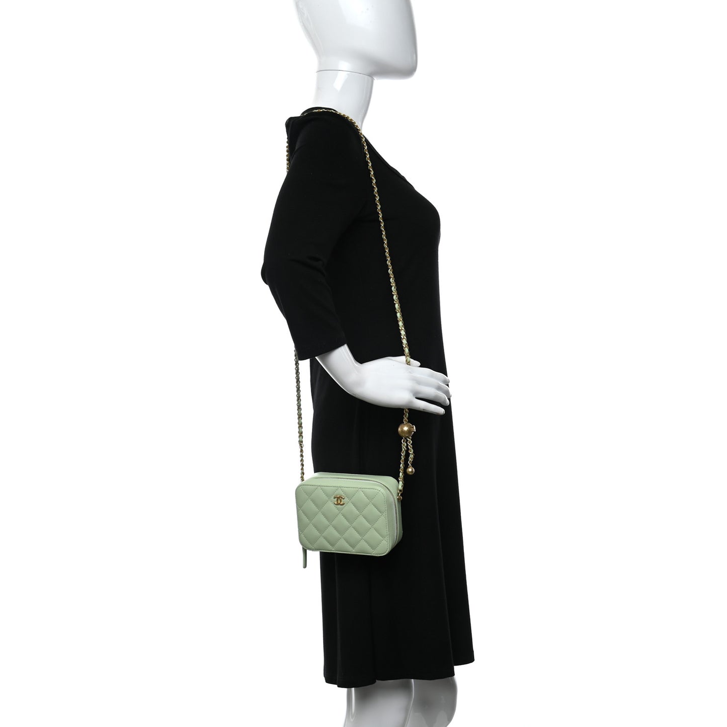Lambskin Quilted CC Pearl Crush Camera Case Light Green