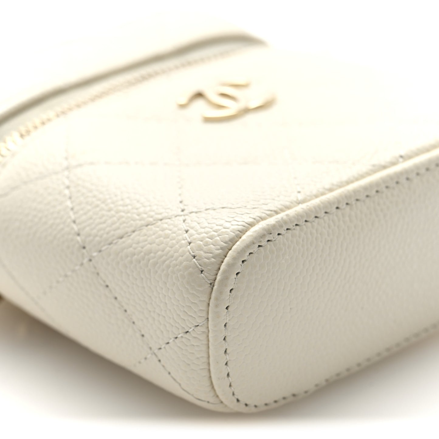 Caviar Quilted Small Handle With Care Vanity Case With Chain White