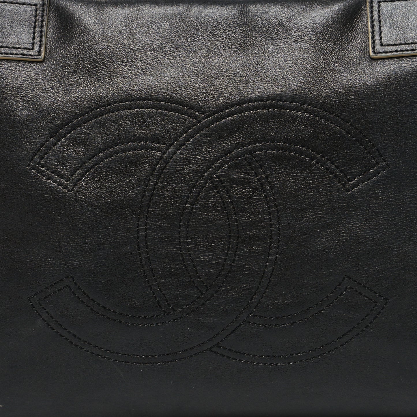 Lambskin Edgy XL Tote Black