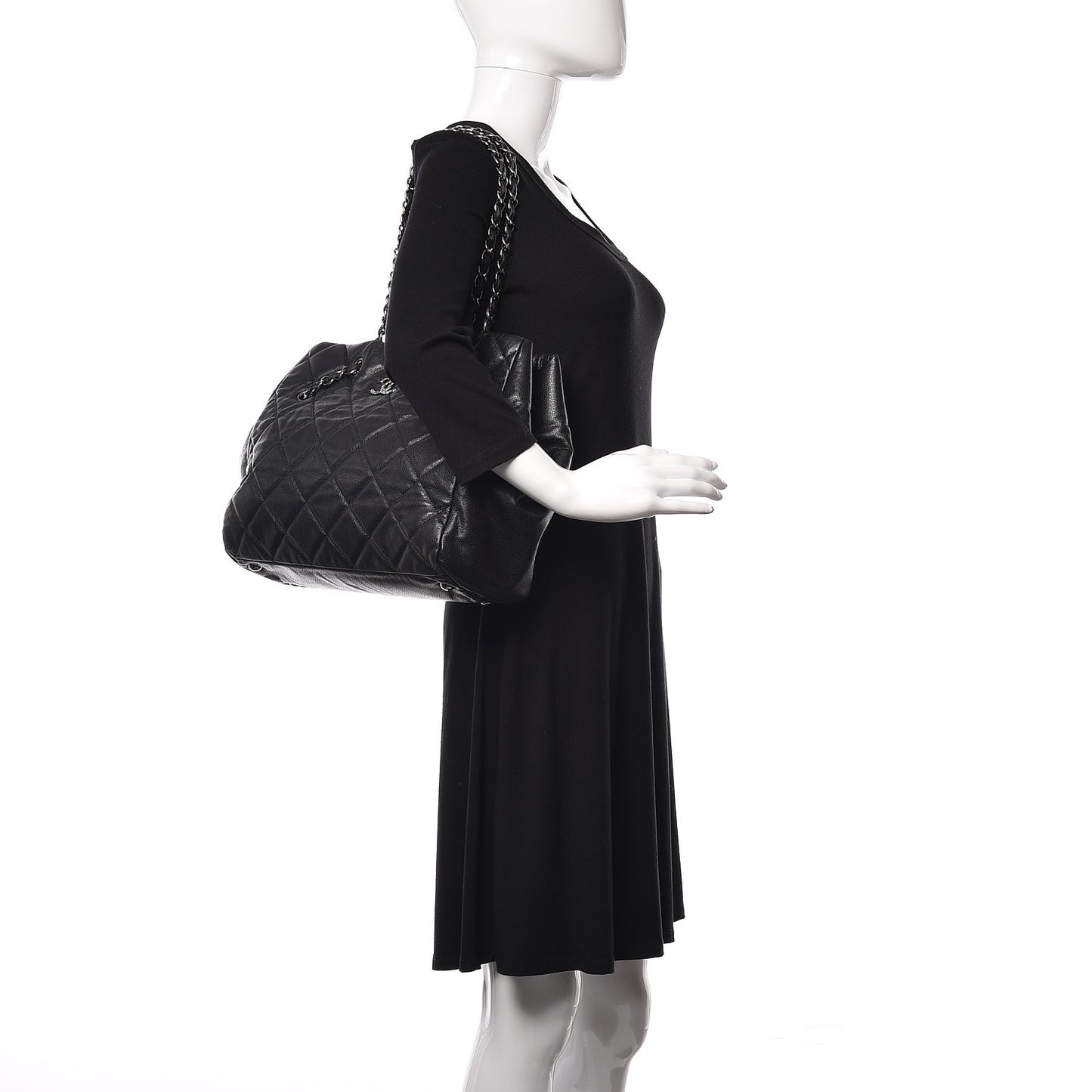 Soft Caviar Quilted Large Cells Tote Black