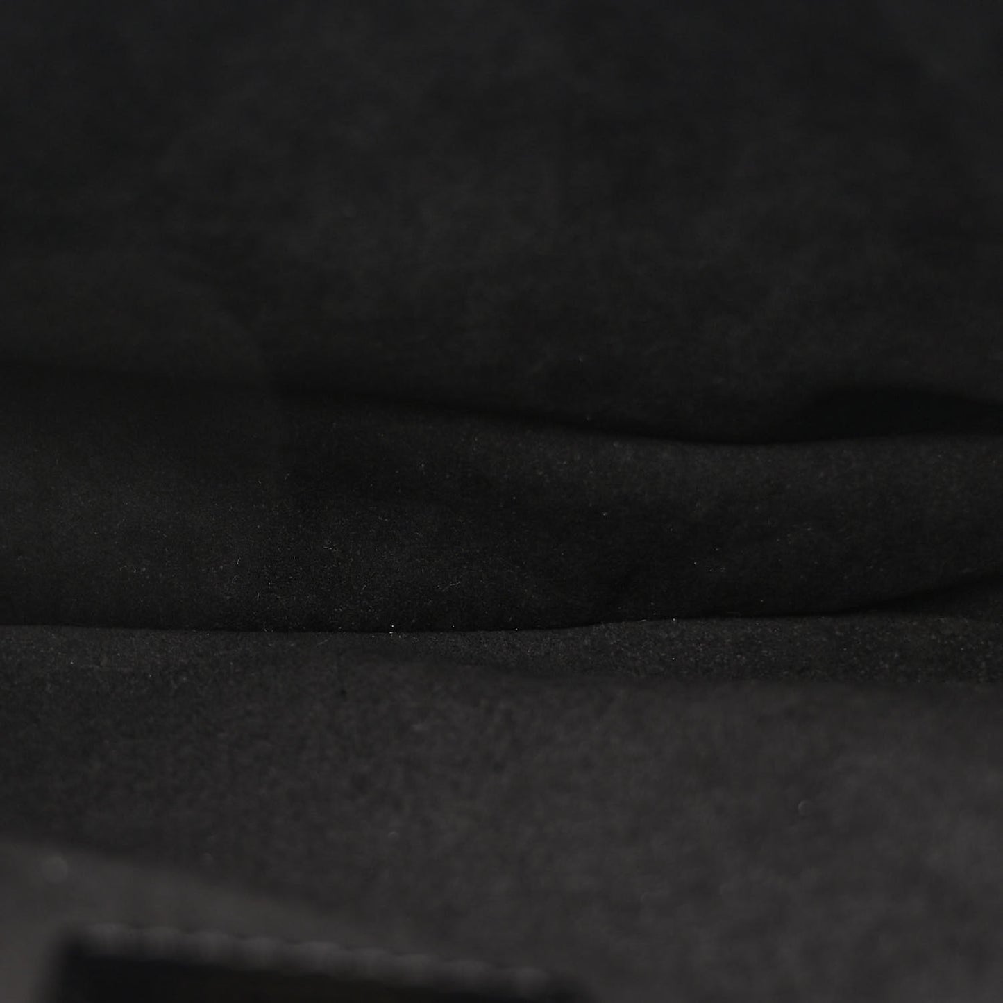 Reverse Monogram Pochette Metis