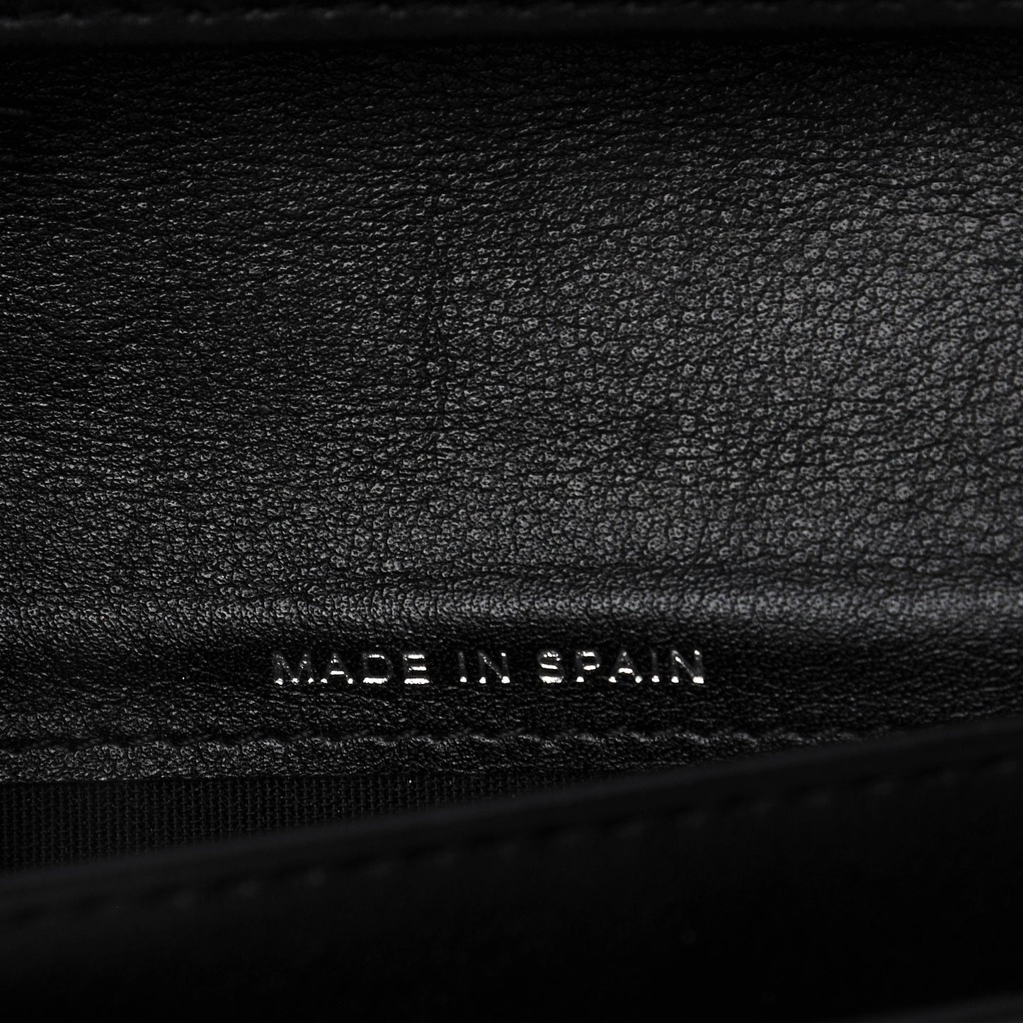 Caviar Timeless CC Yen Wallet Black