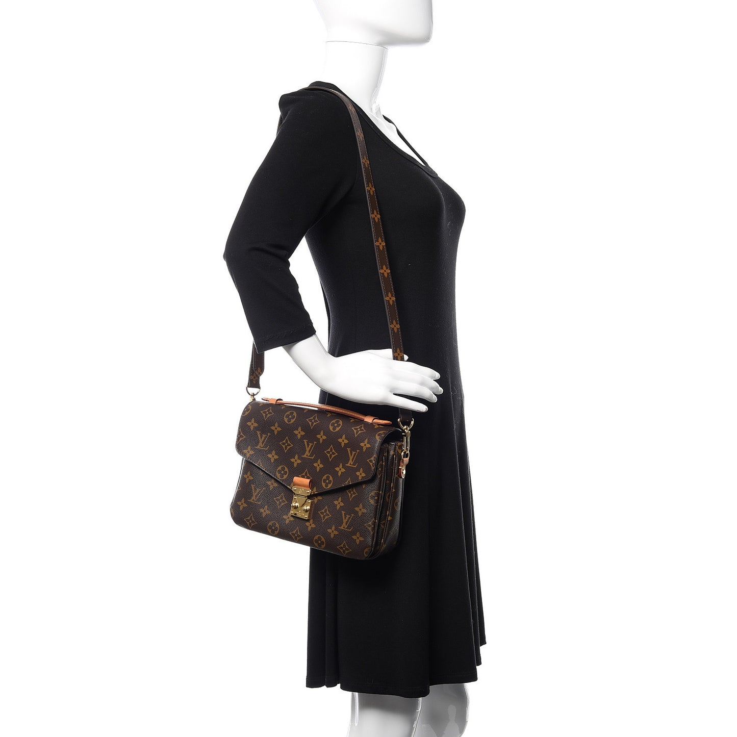 Monogram Pochette Metis