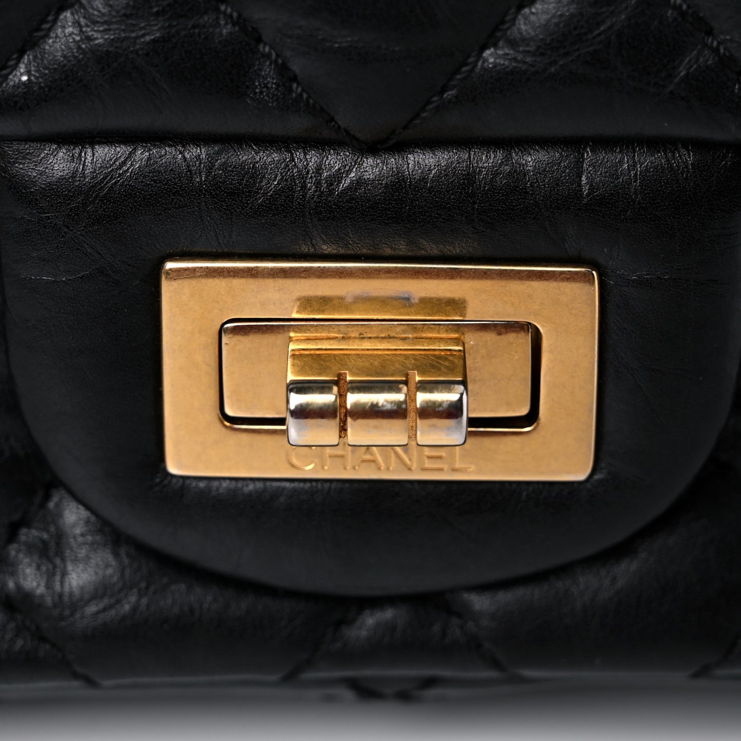 Aged Calfskin Quilted 2.55 Reissue 225 Flap Black