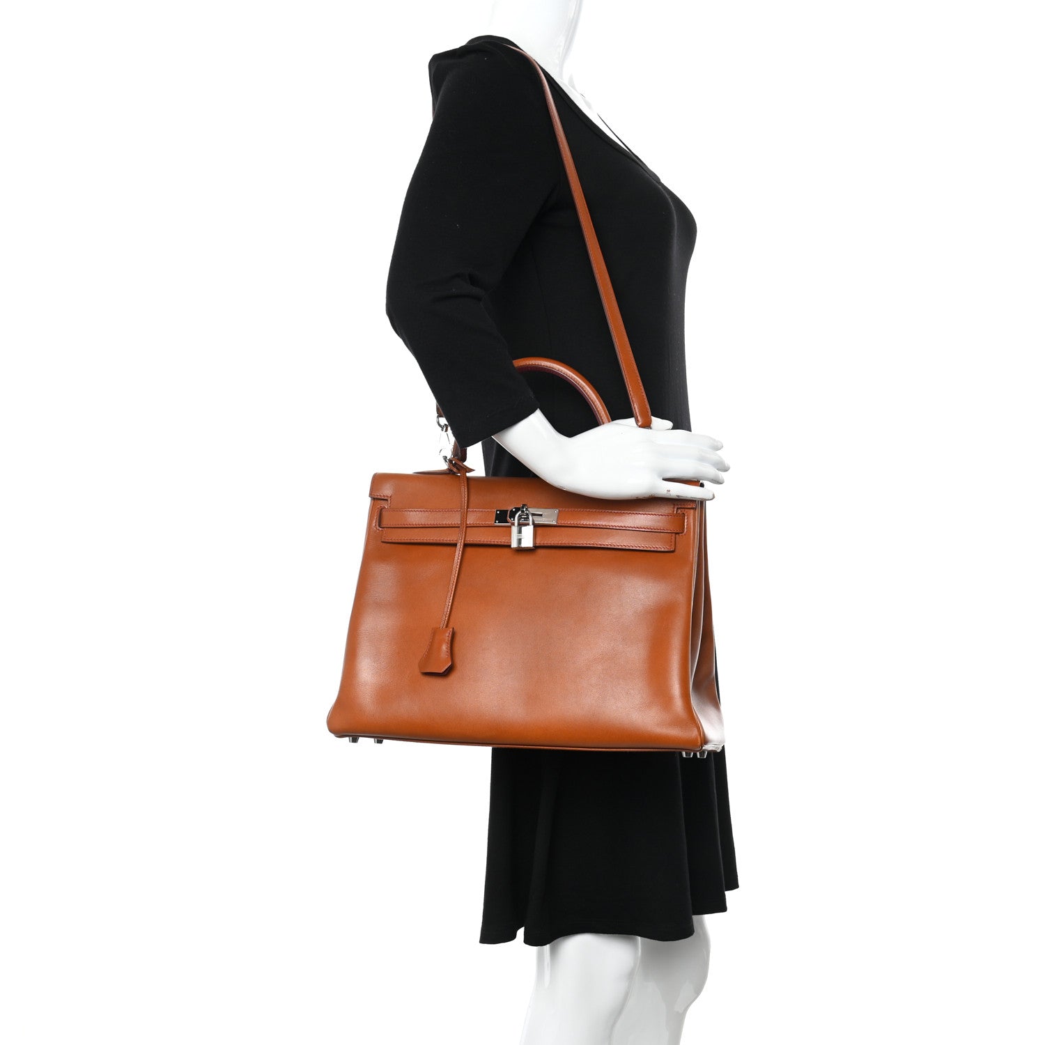 Hermes Tadelakt So Flash Kelly Retourne 35 Fauve Rubis 2 of 11