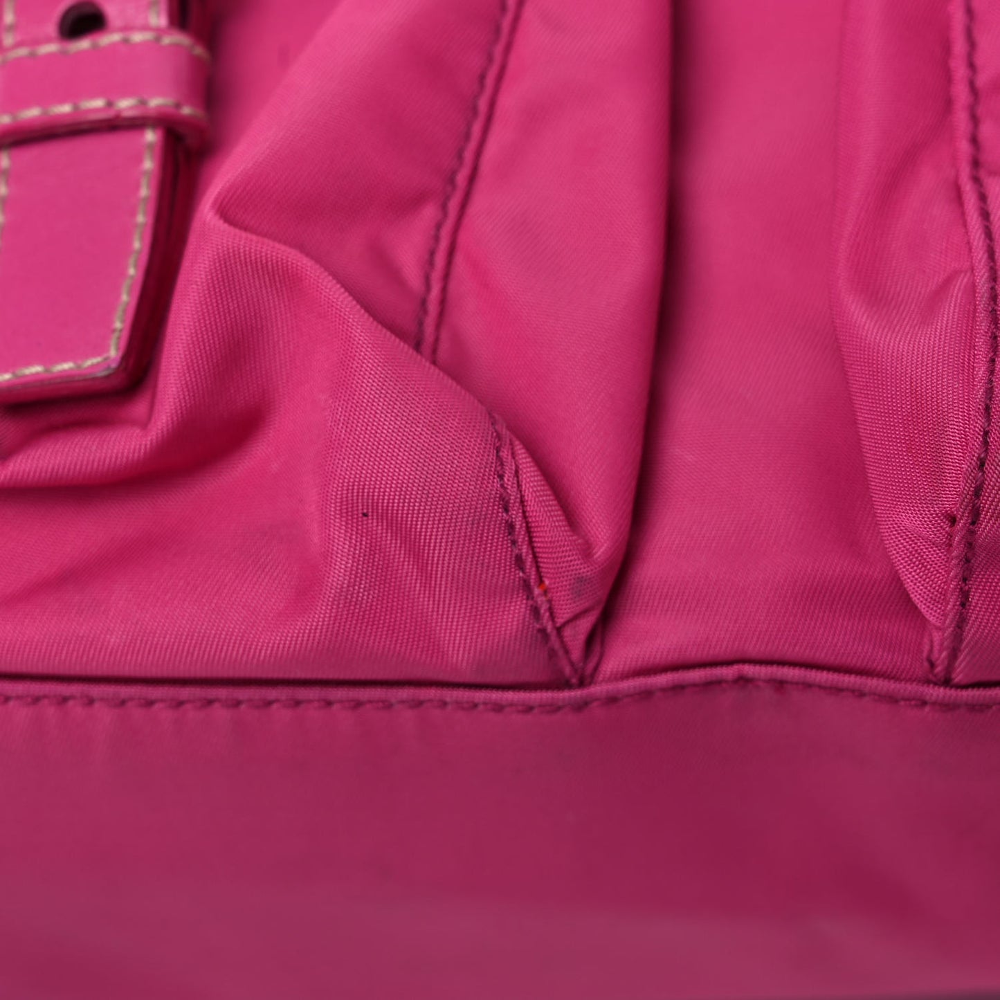 Nylon Vela Backpack Fuxia