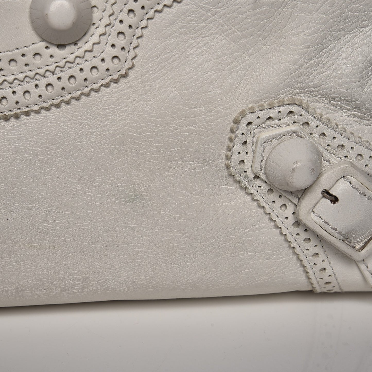 Agneau Giant Brogues Hardware Mid Day White