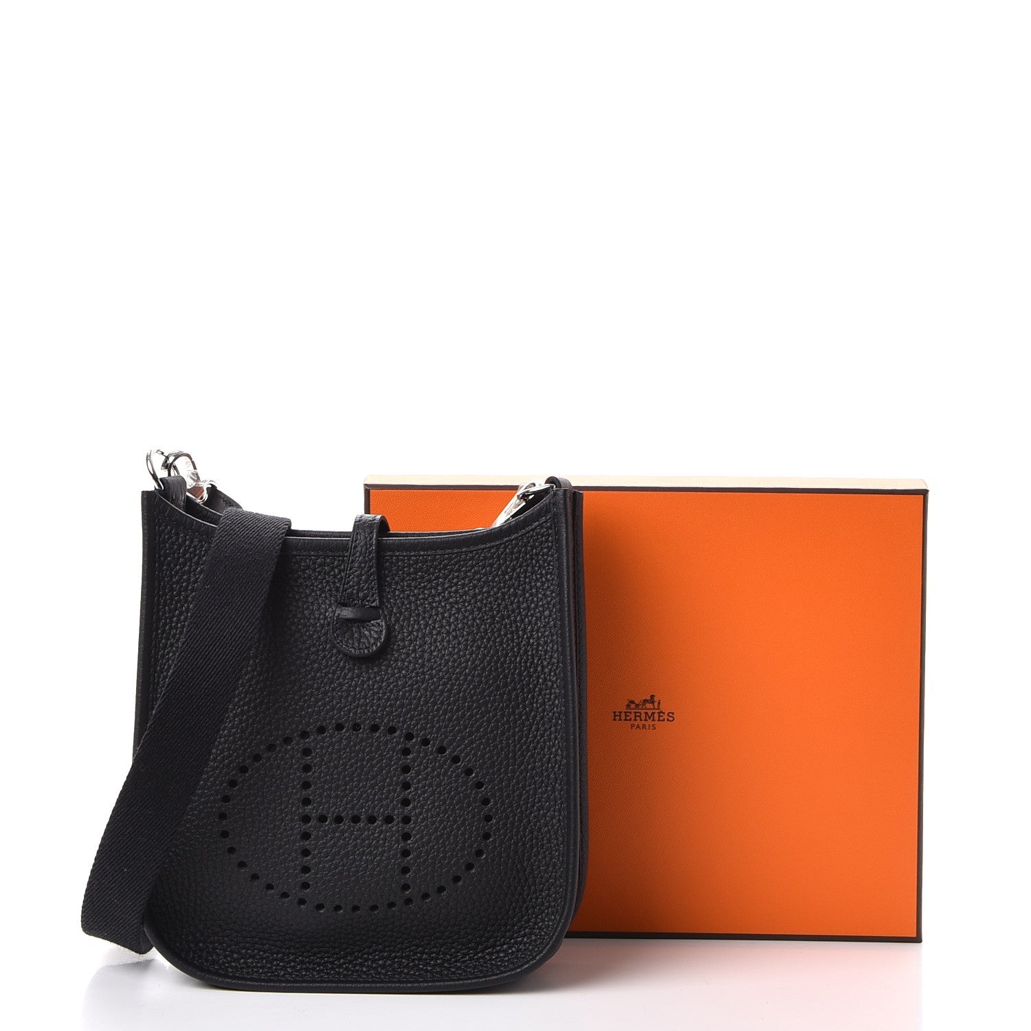 Hermes Taurillon Clemence Evelyne TPM Black 246198 – FASHIONPHILE