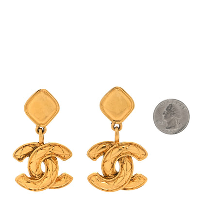 Chanel Textured CC Clip On Earrings Gold 2 of 5
