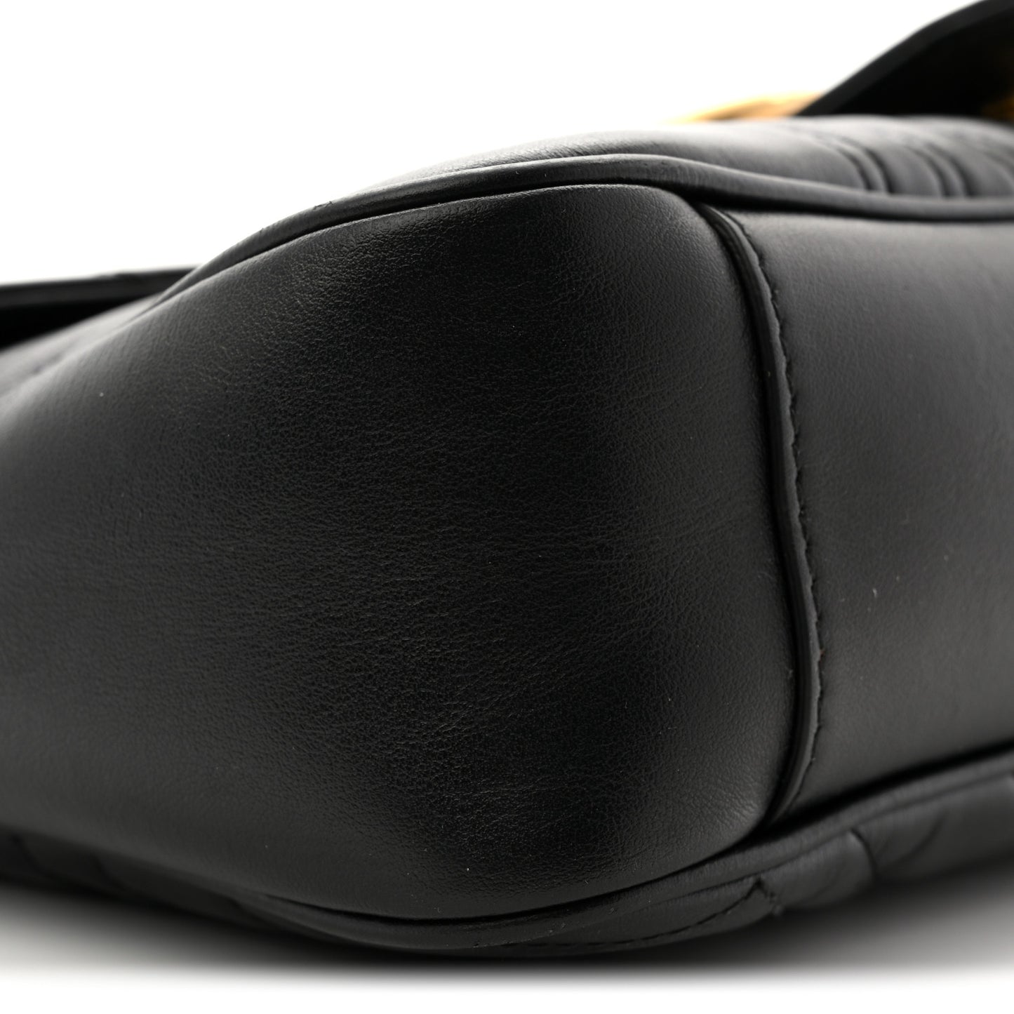 Calfskin Matelasse Medium GG Marmont Shoulder Bag Black