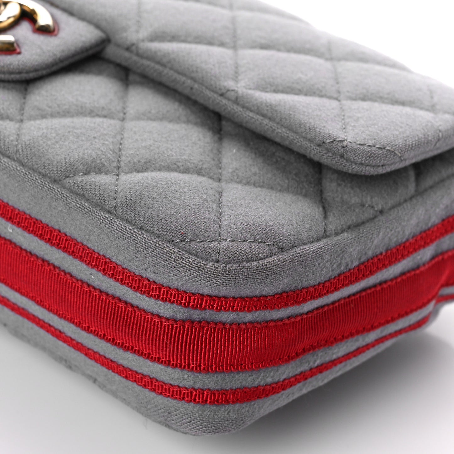 Wool Felt Grosgrain Quilted Medium CC Eyelet Flap Grey