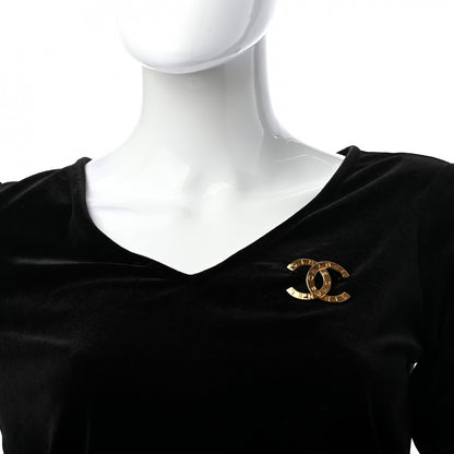 Chanel Metal Paris Button CC Large Brooch Gold 2 of 4