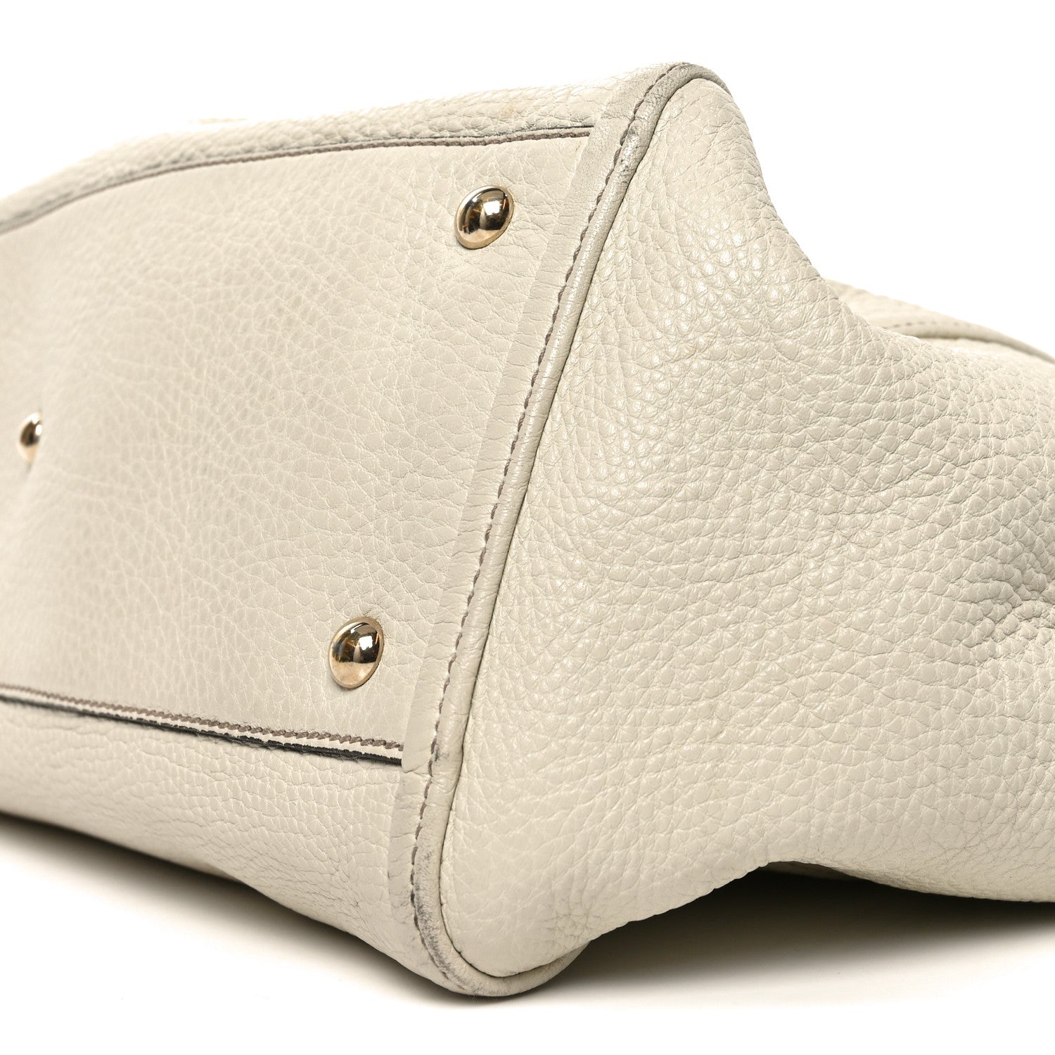Gucci Pebbled Calfskin Medium Soho Shoulder Bag Off White 10 of 11