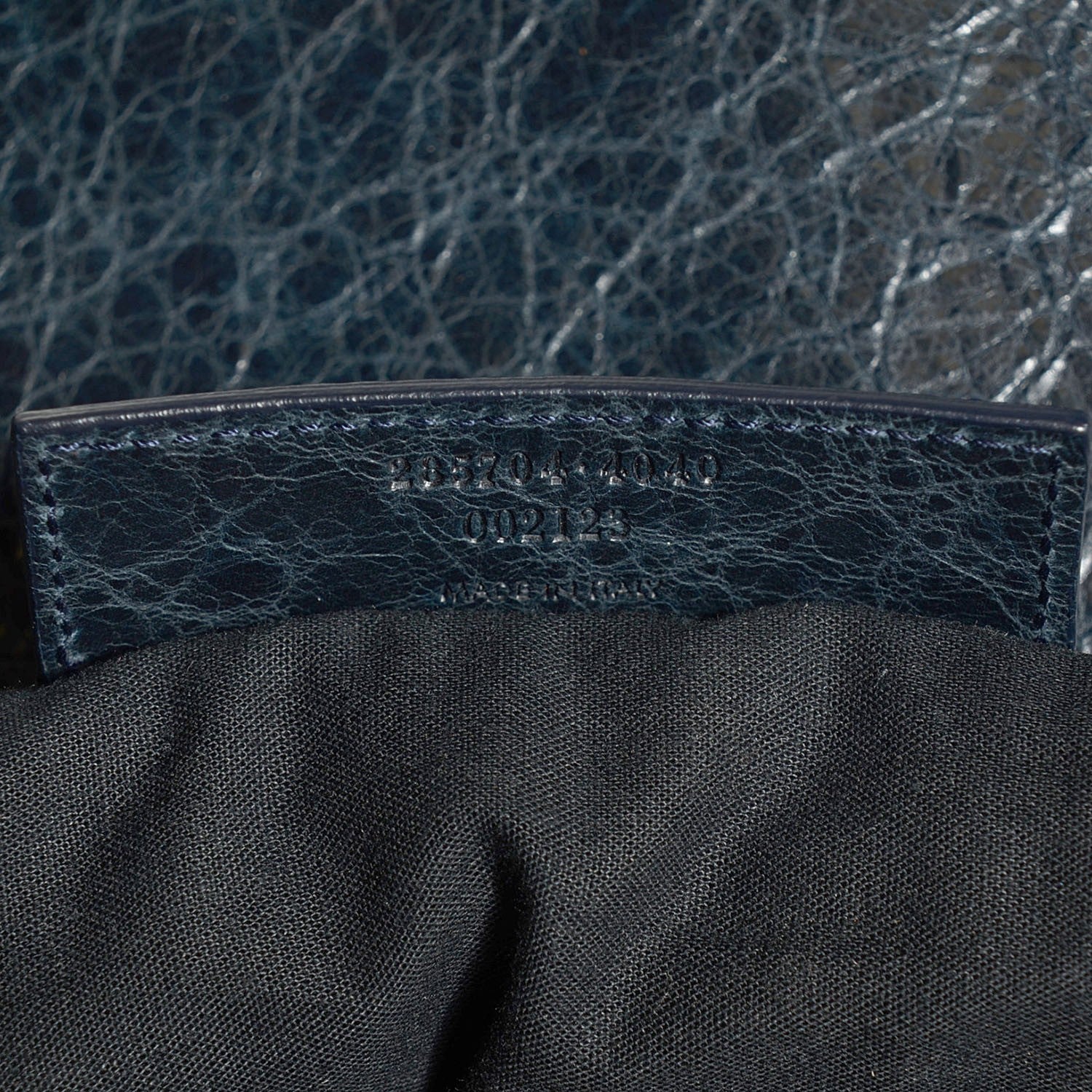 Balenciaga Agneau Utility Messenger Dark Night 7 of 10