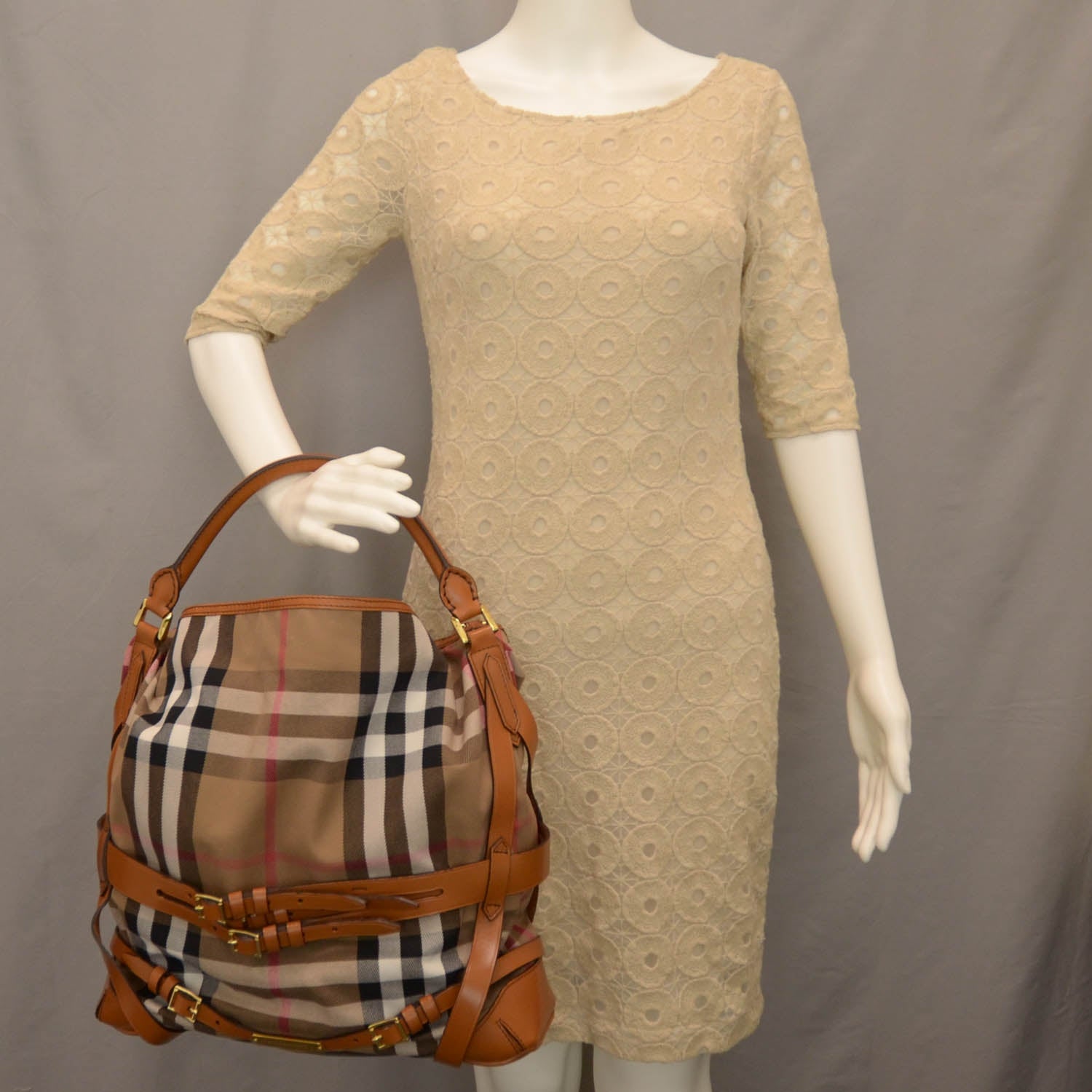 Burberry House Check Bridle Calfskin Medium Gosford Hobo 2 of 9