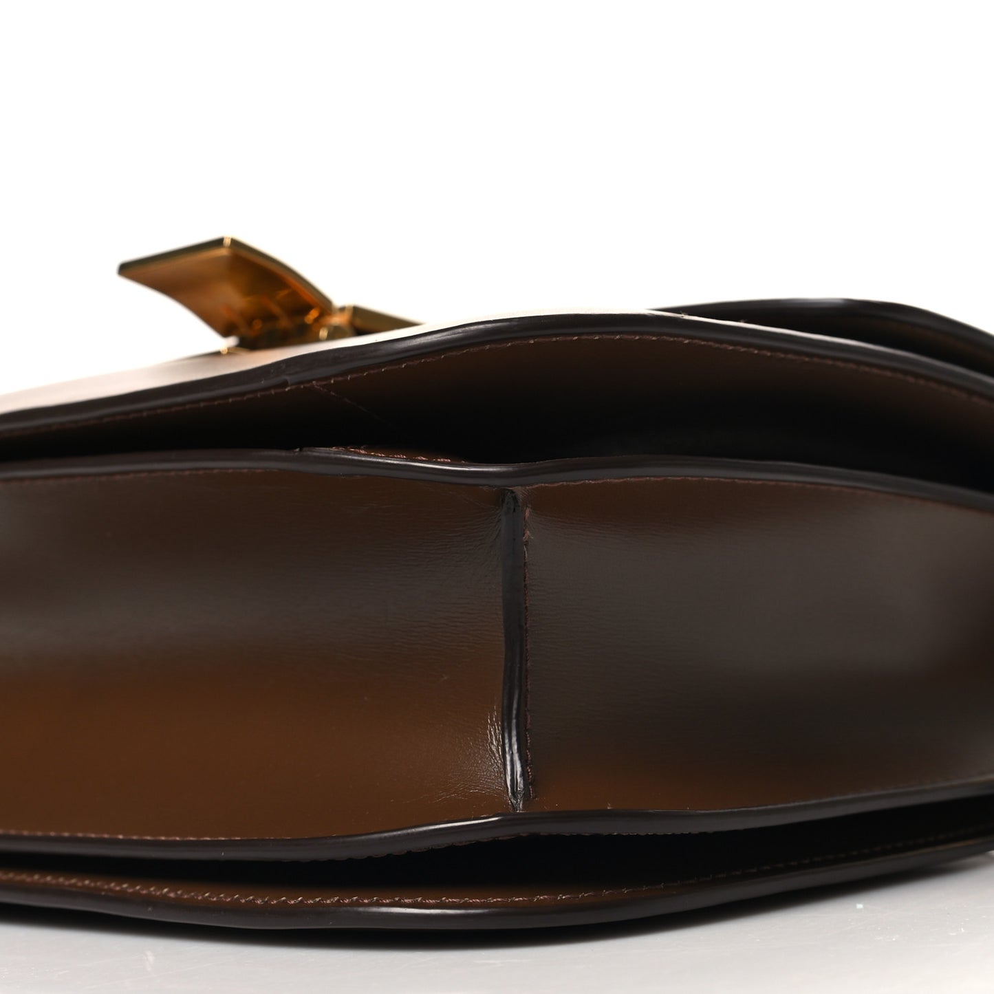 Box Calfskin Medium Classic Box Flap Bag Camel