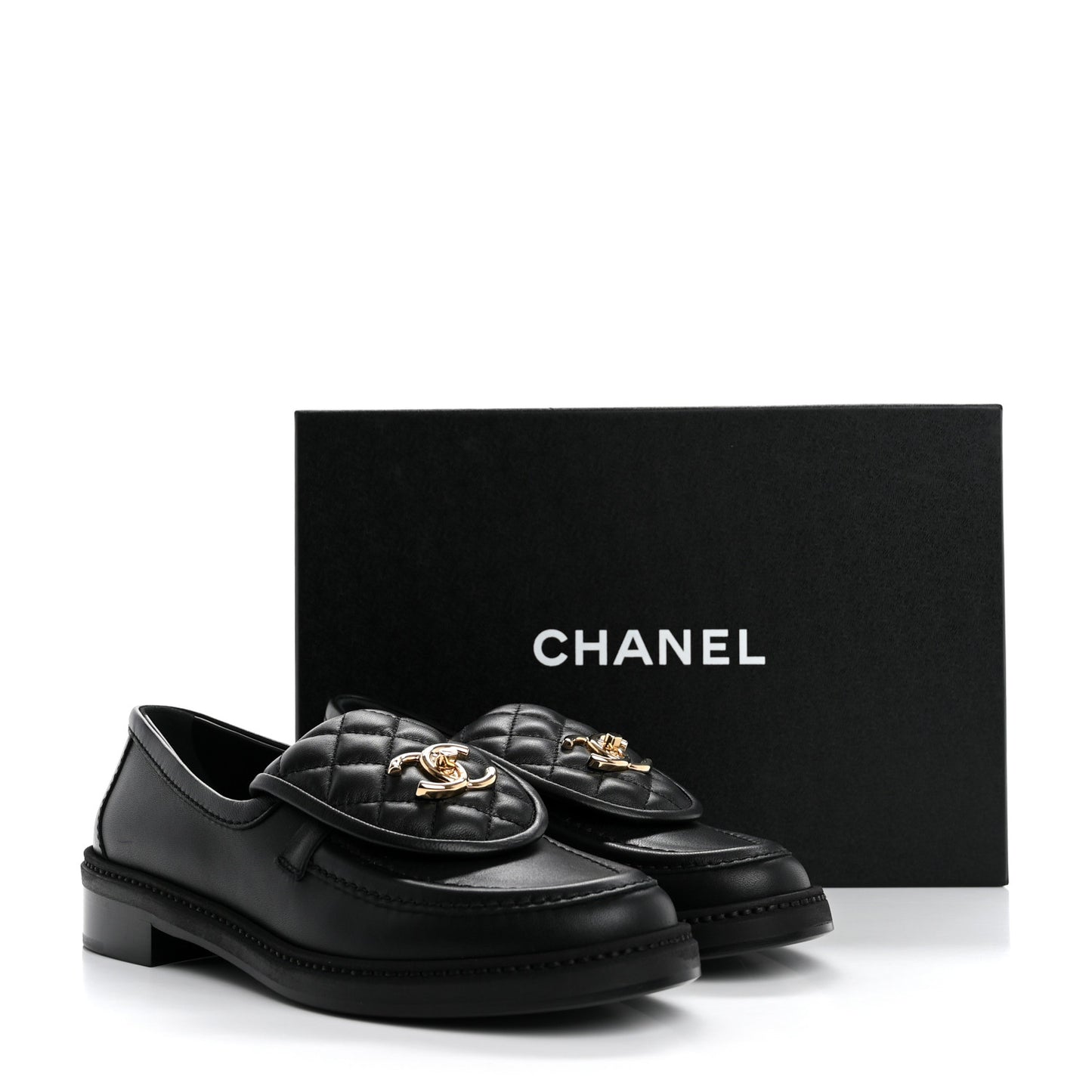 Lambskin Quilted CC Turnlock Loafers 38 Black