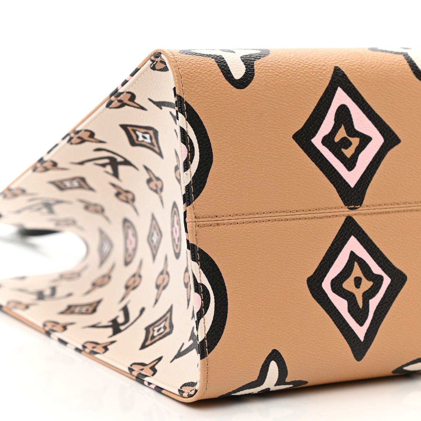 Monogram Giant Wild At Heart Onthego GM Arizona