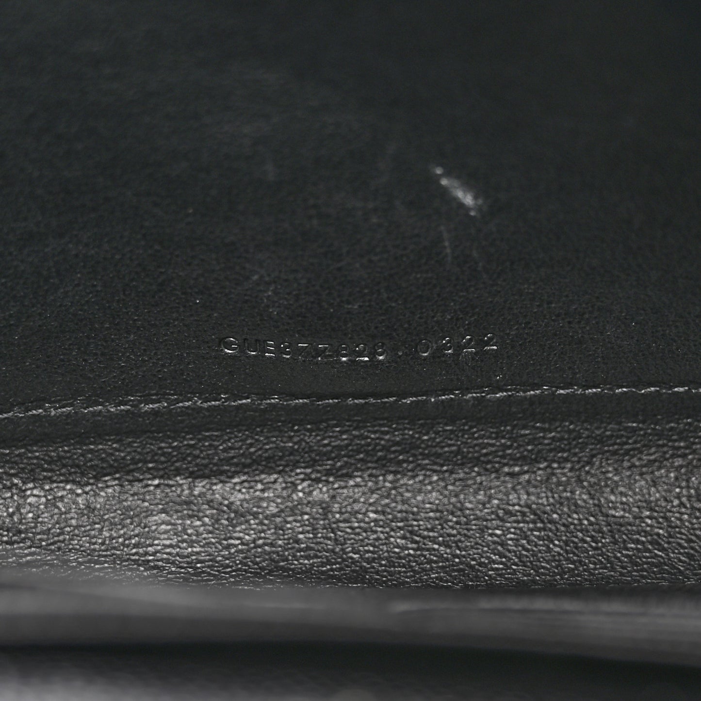 Grain De Poudre Matelasse Chevron Monogram Monochrome Chain Wallet Black