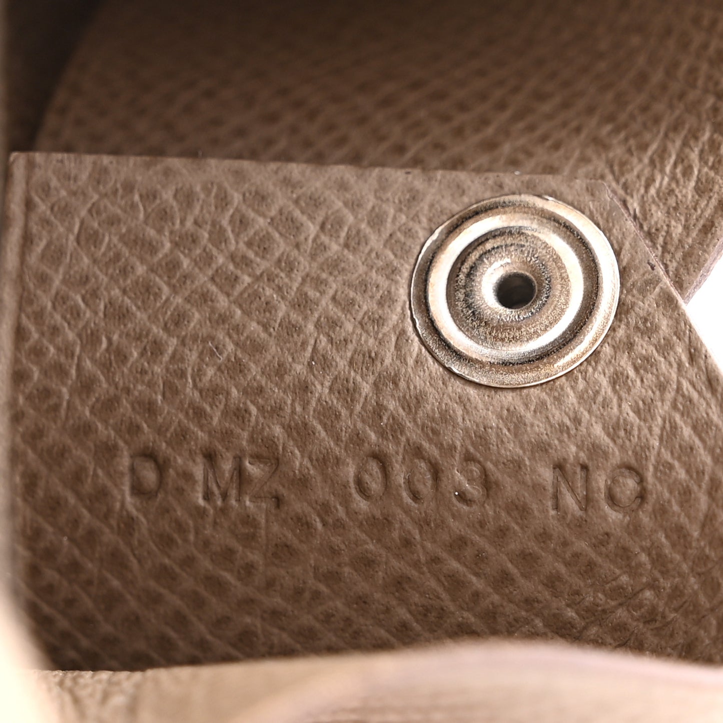 Epsom Calvi Card Case Etoupe