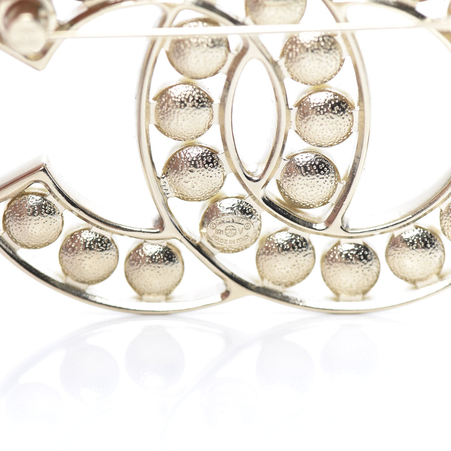 Pearl CC Brooch Light Gold