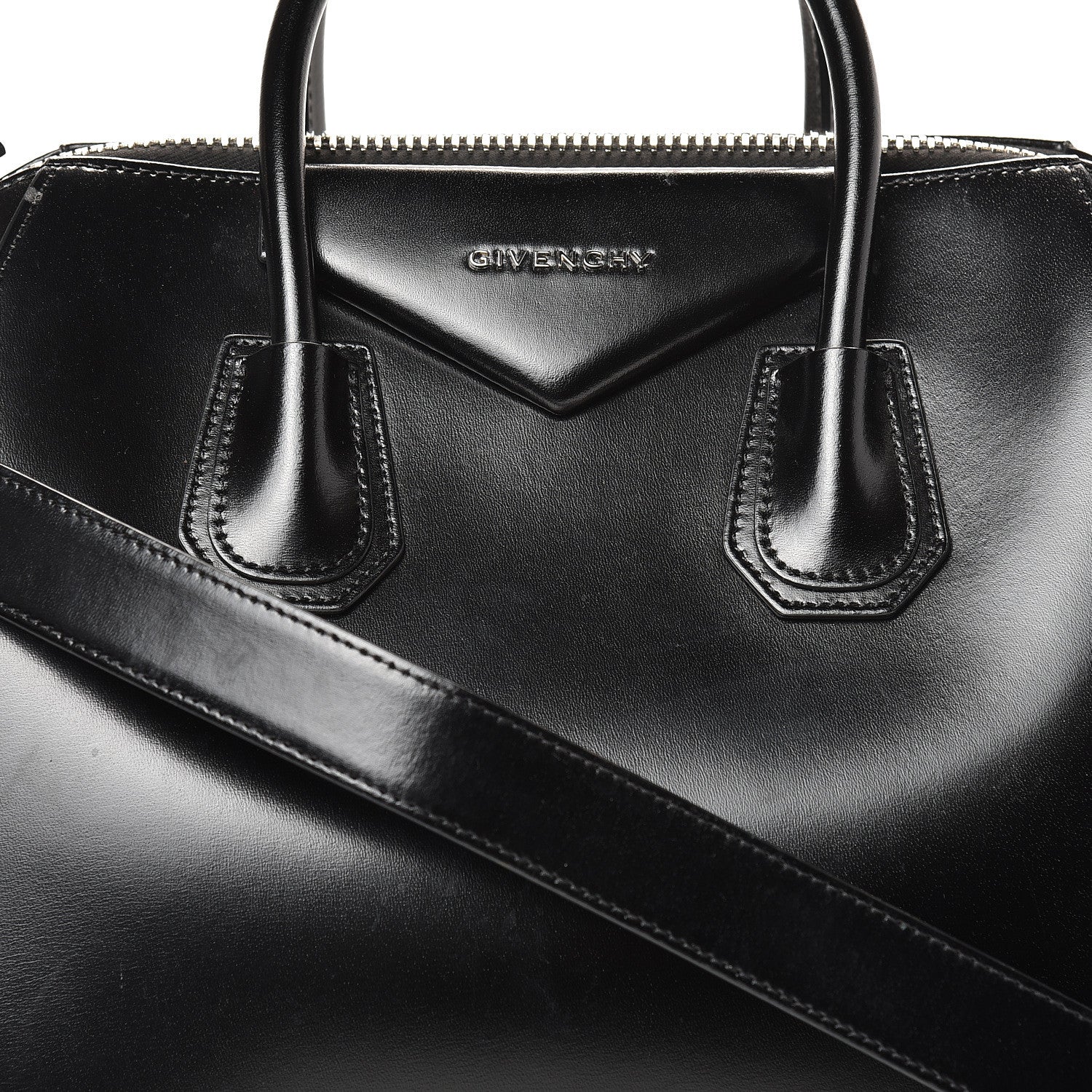 Givenchy Shiny Lord Calfskin Medium Antigona Black 6 of 17