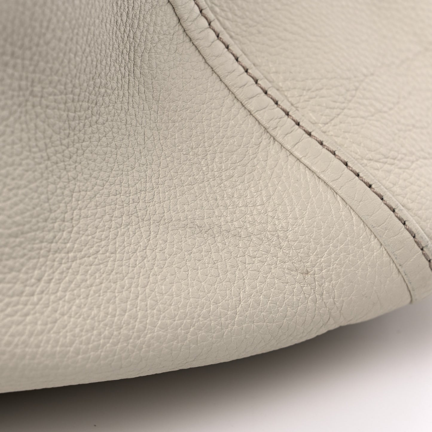 Pebbled Calfskin Large Soho Shoulder Bag Off White