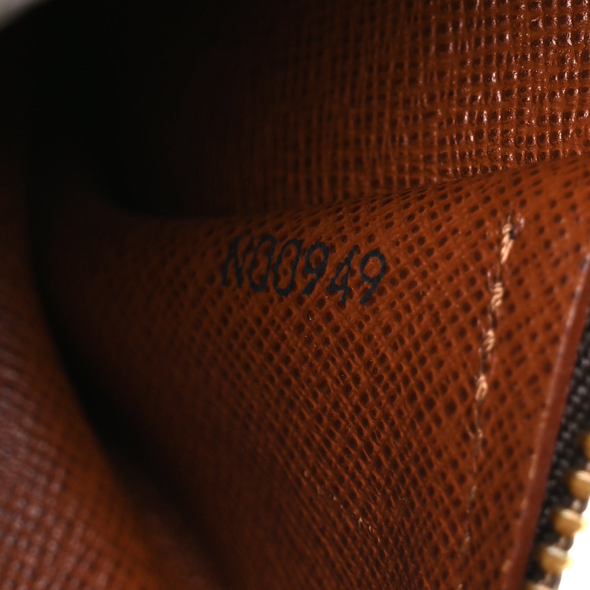 Monogram Papillon 30
