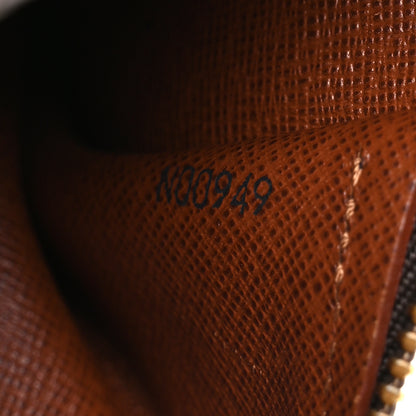 Louis Vuitton Monogram Papillon 30 7 of 10