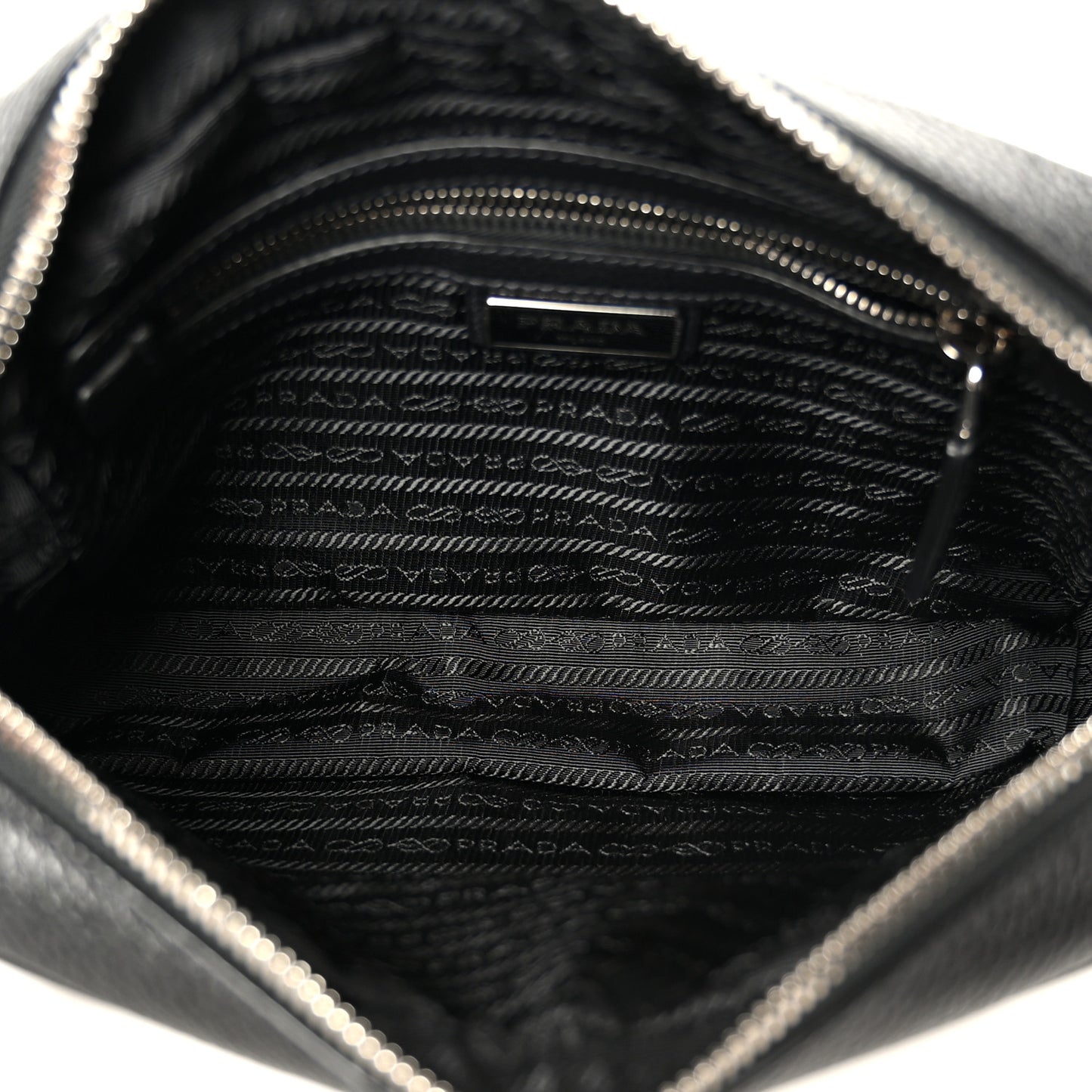 Vitello Daino Zip Shoulder Bag Black