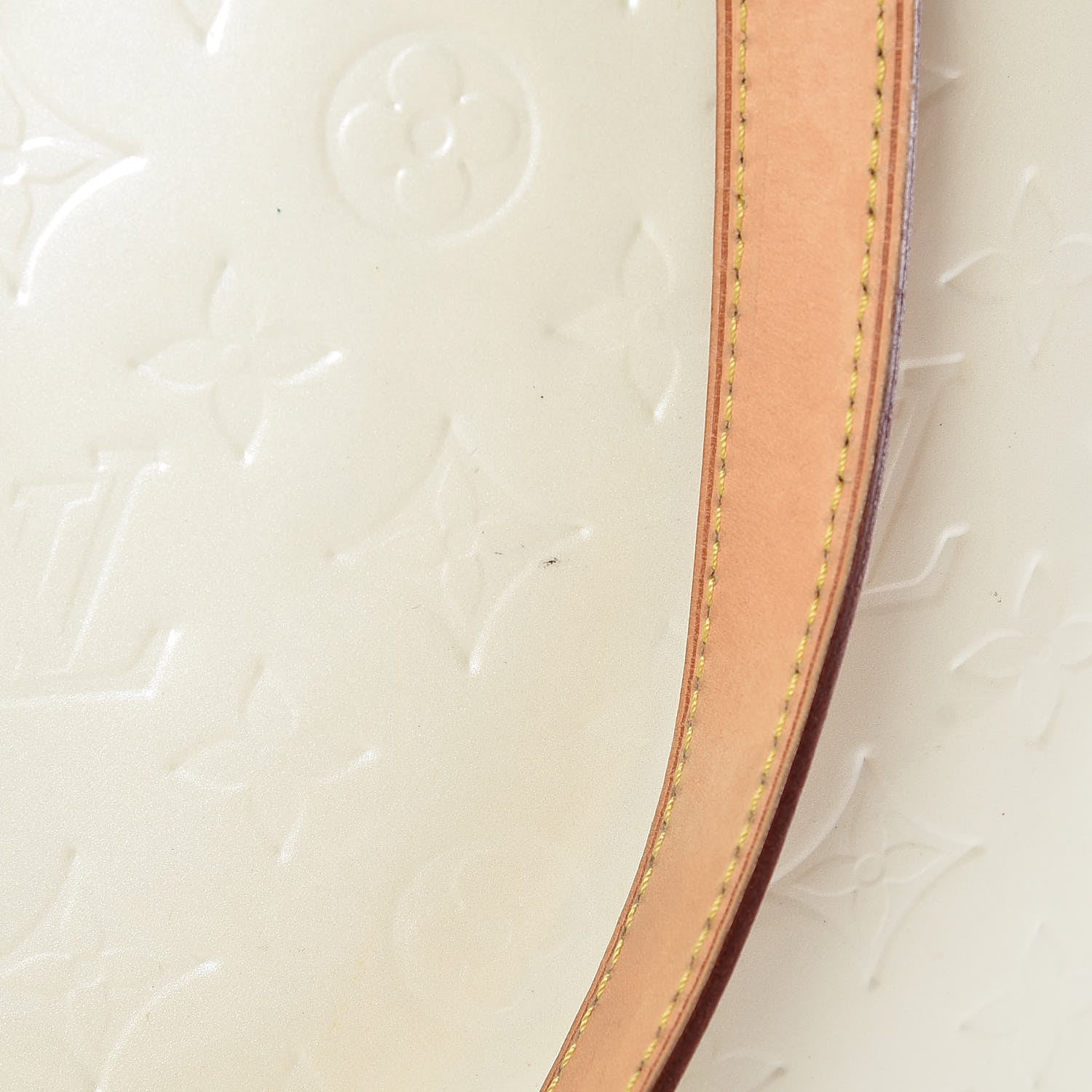 Louis Vuitton Vernis Houston Perle 9 of 11