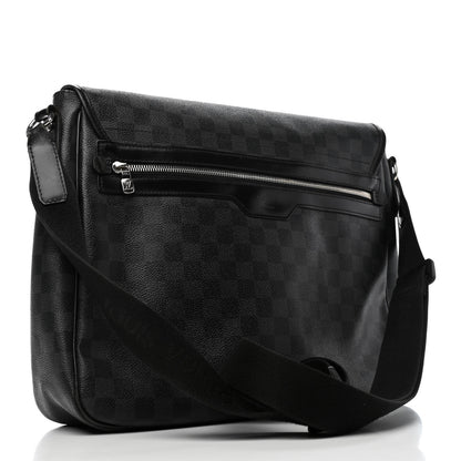 Louis Vuitton Damier Graphite Daniel GM 2 of 4