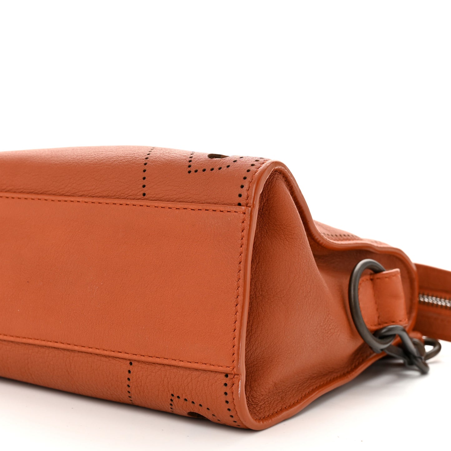 Veau Grana Perforated Blackout Hardware Mini City Marron Caramel