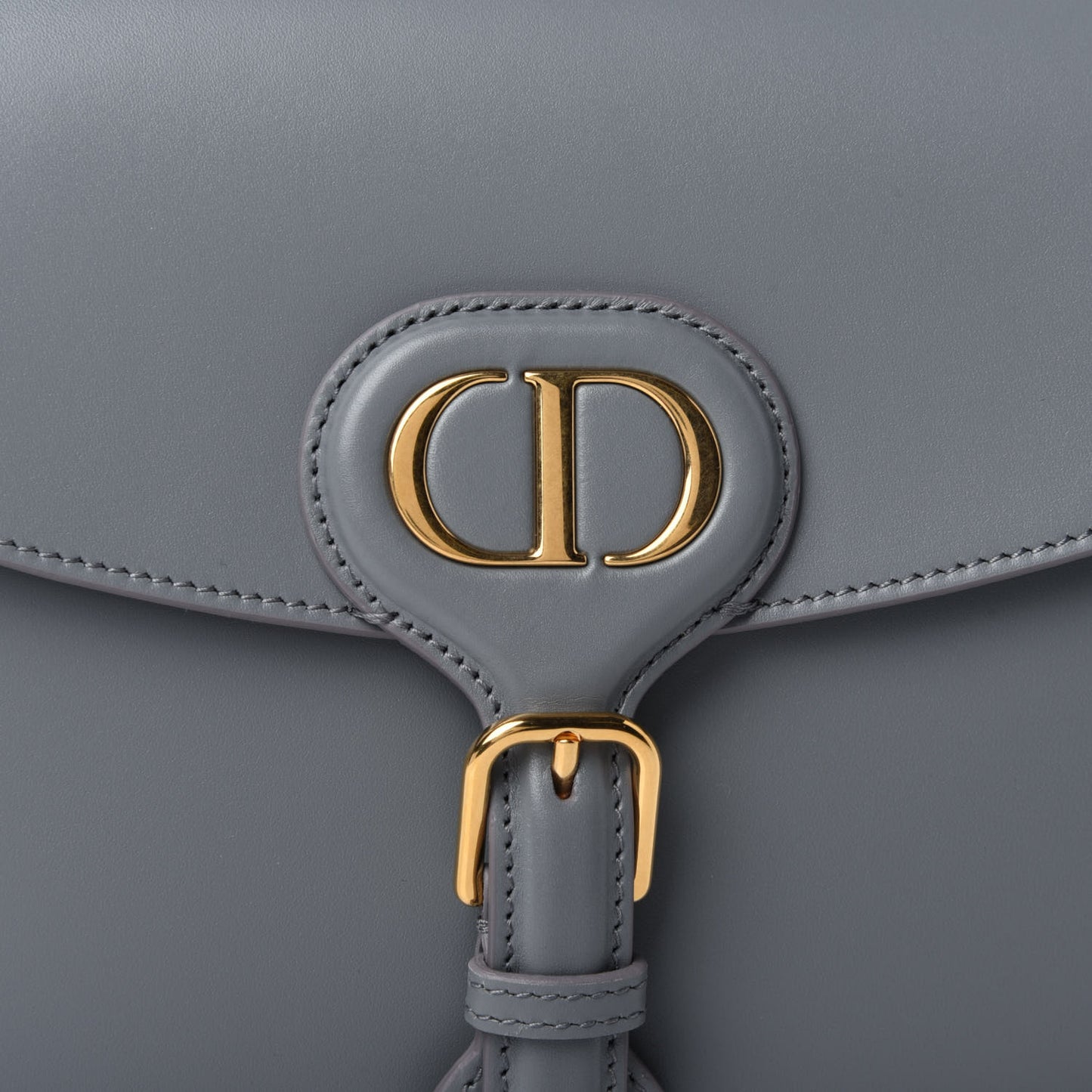 Box Calfskin Medium Bobby Flap Gray