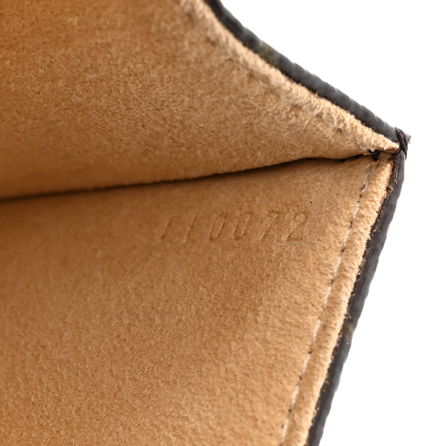 Louis Vuitton Monogram Pochette Florentine S 7 of 16