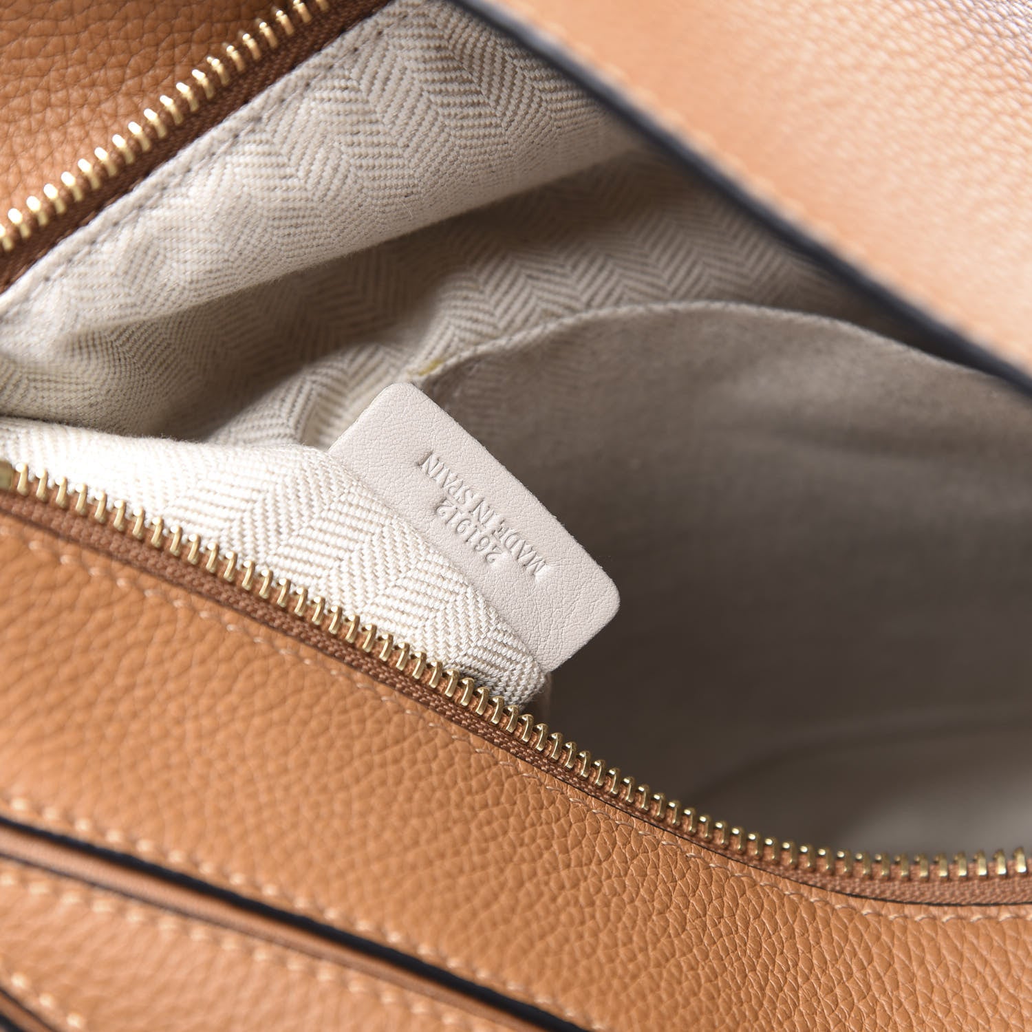 Loewe Calfskin Medium Puzzle Bag Tan 6 of 9