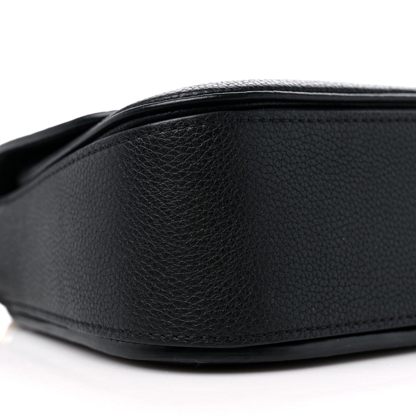 Grained Calfskin Vivienne NM Black