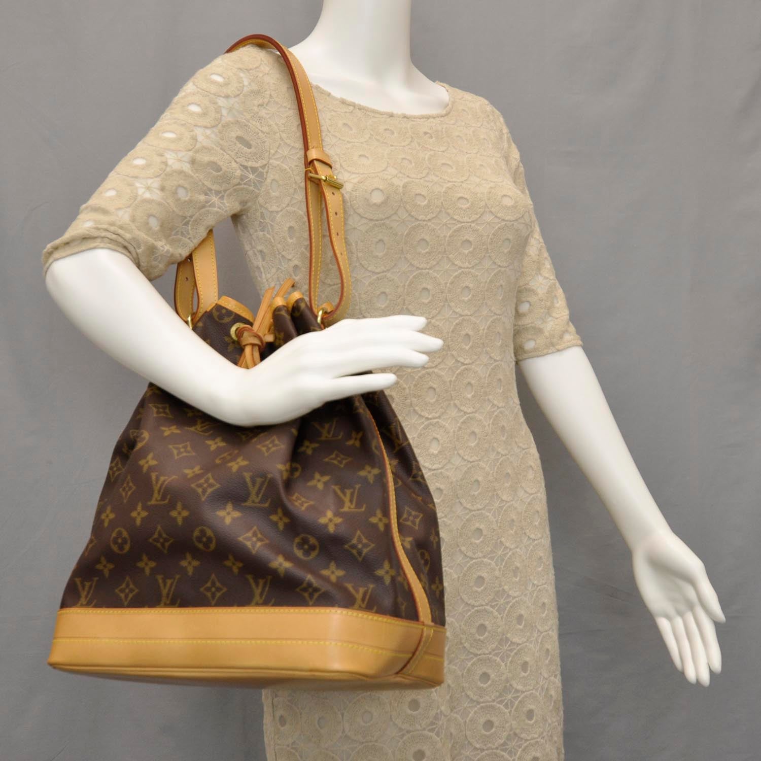 Louis Vuitton Monogram Noe 2 of 10