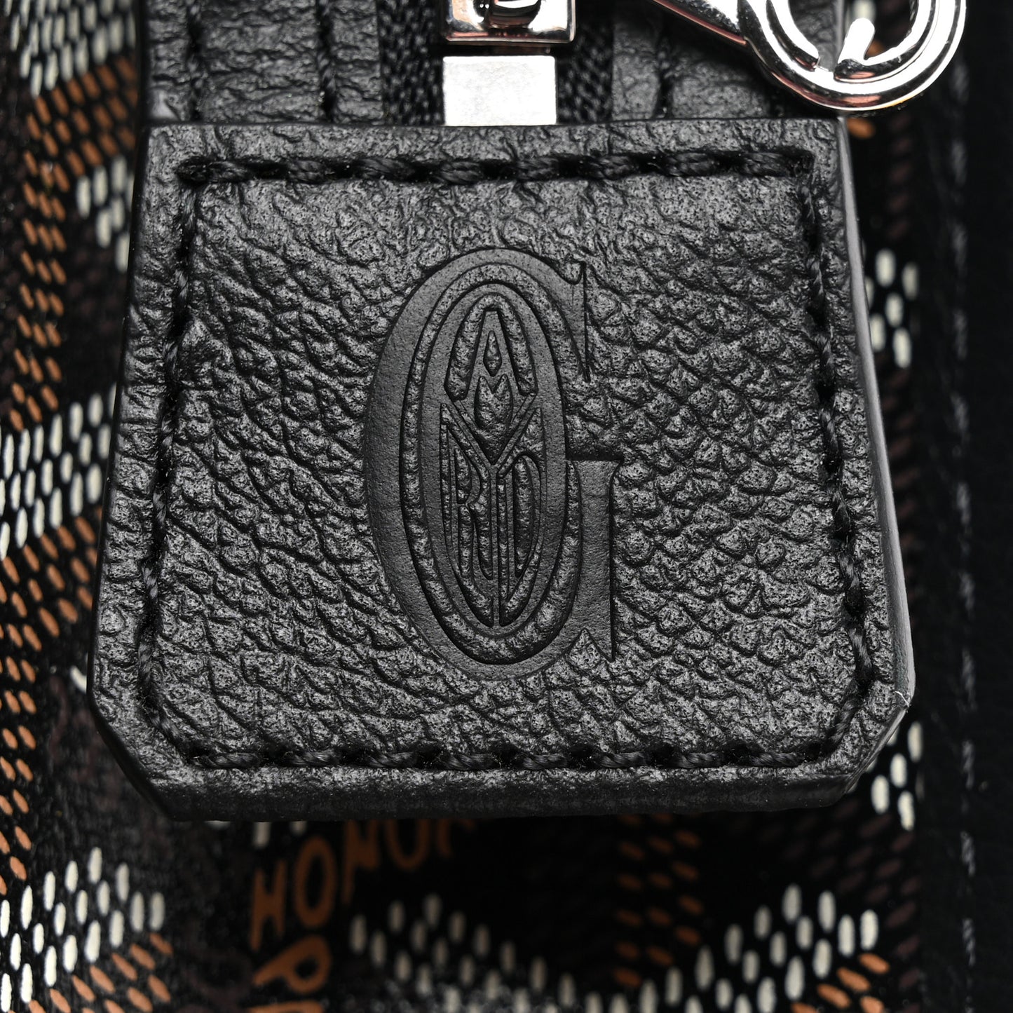 Goyardine Jouvence MM Toiletry Pouch Black