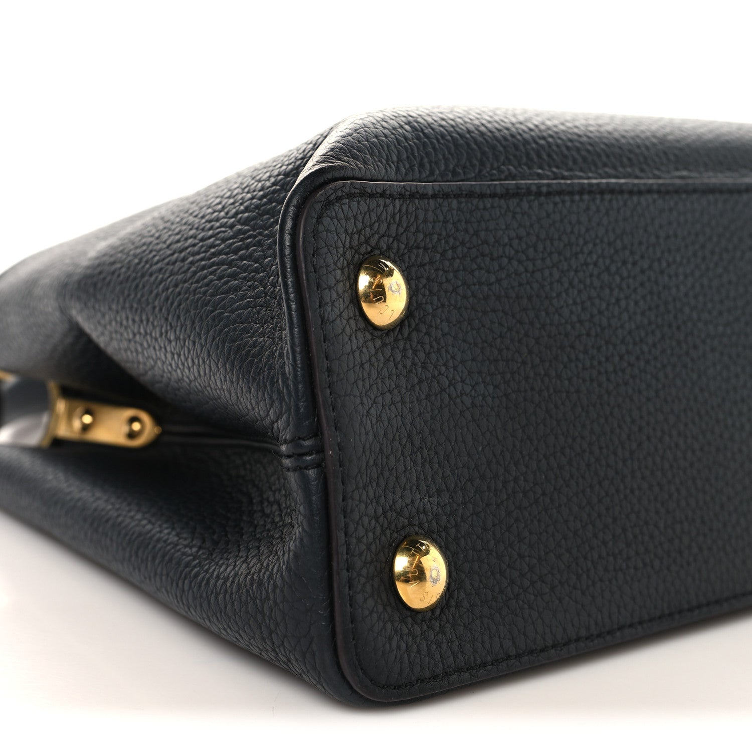 Louis Vuitton Taurillon Capucines PM Black 8 of 9