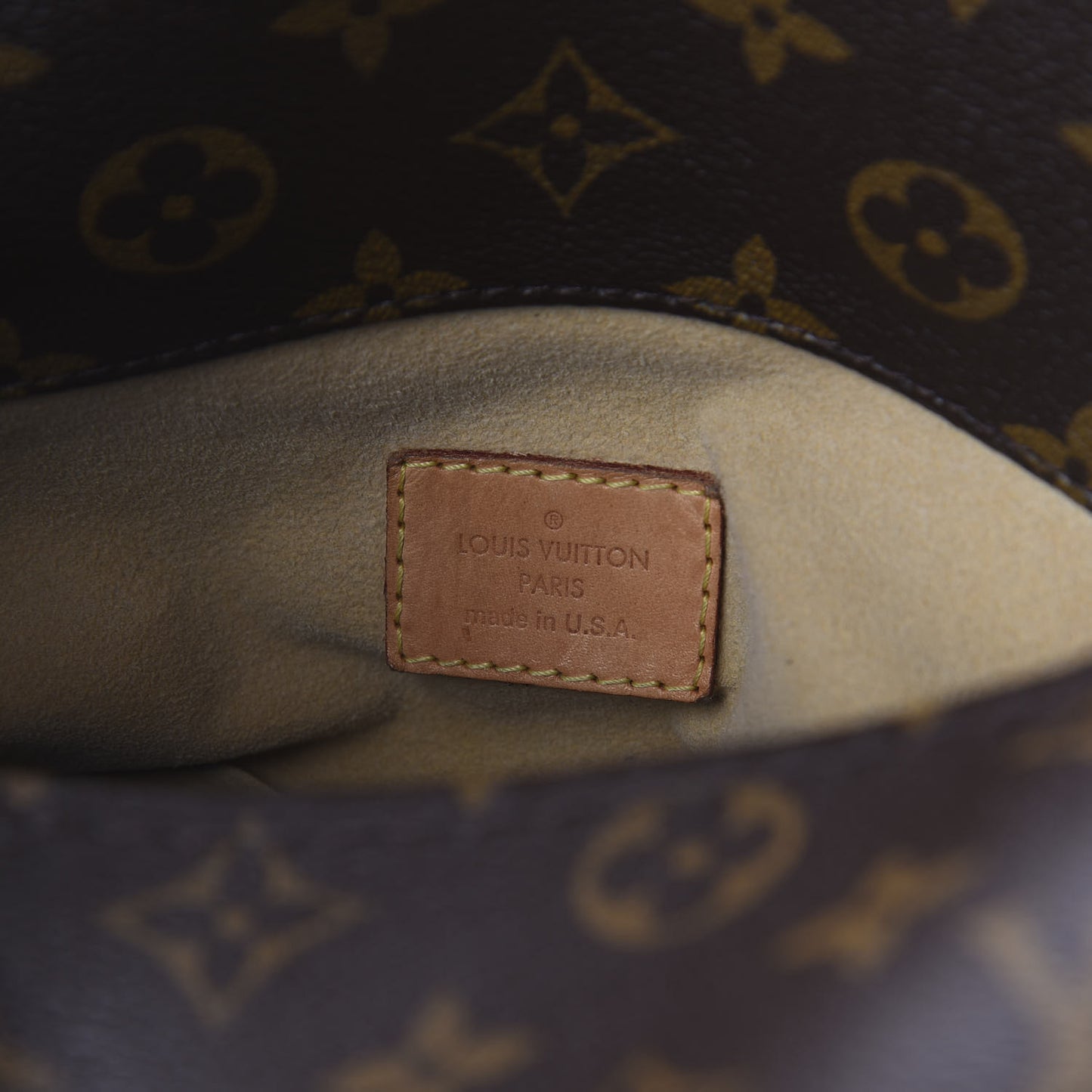 Monogram Artsy MM