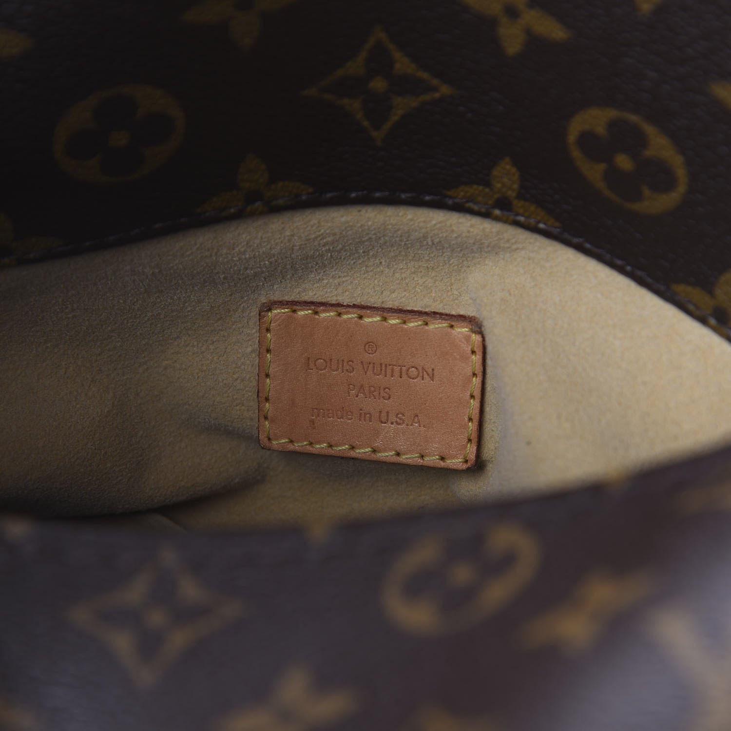 Louis Vuitton Monogram Artsy MM 8 of 11