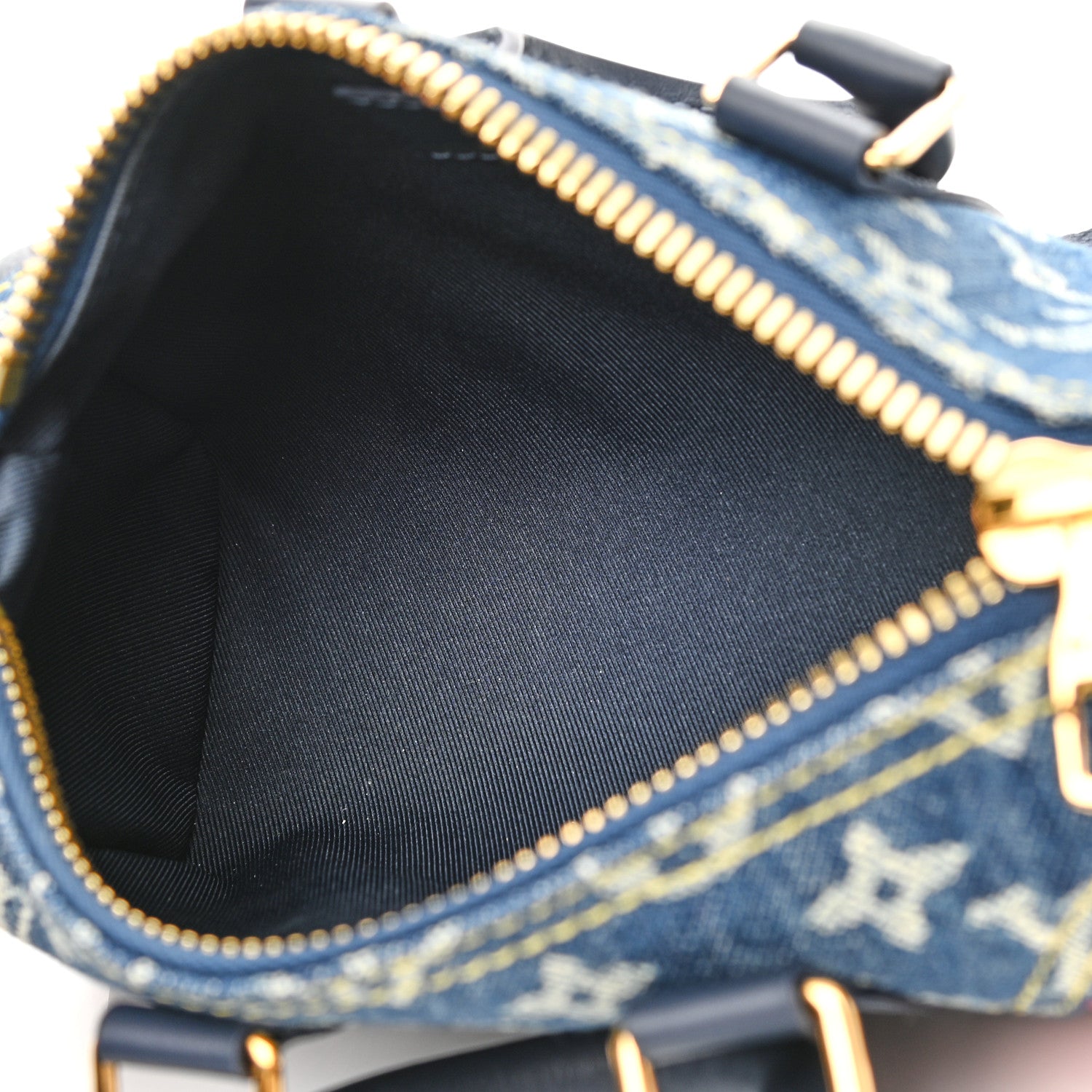 Louis Vuitton Taurillon Monogram Denim Drip Keepall XS Blue 5 of 9