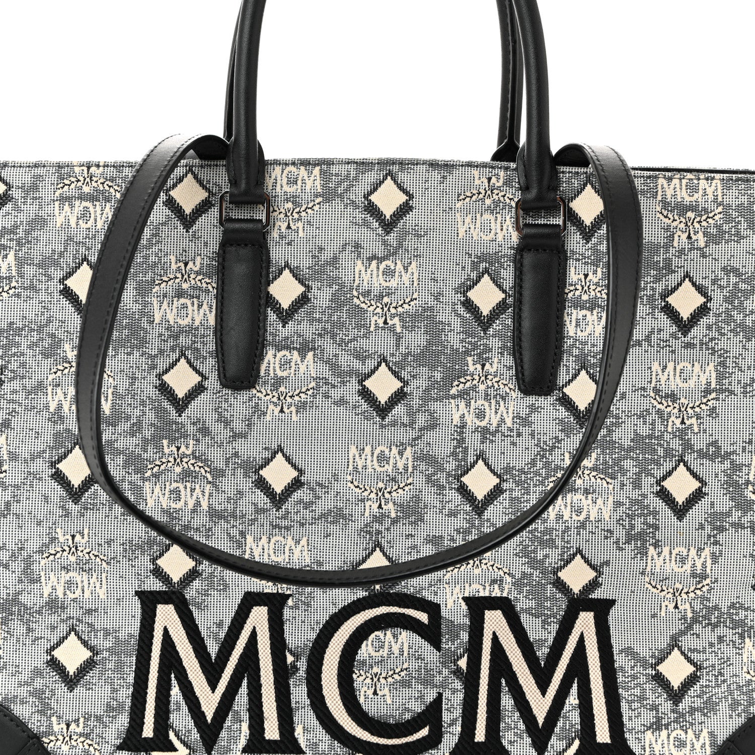 MCM ロゴ　トートバッグ MCM Nappa Jacquard Monogram Large Tote Grey 1828262 – FASHIONPHILE